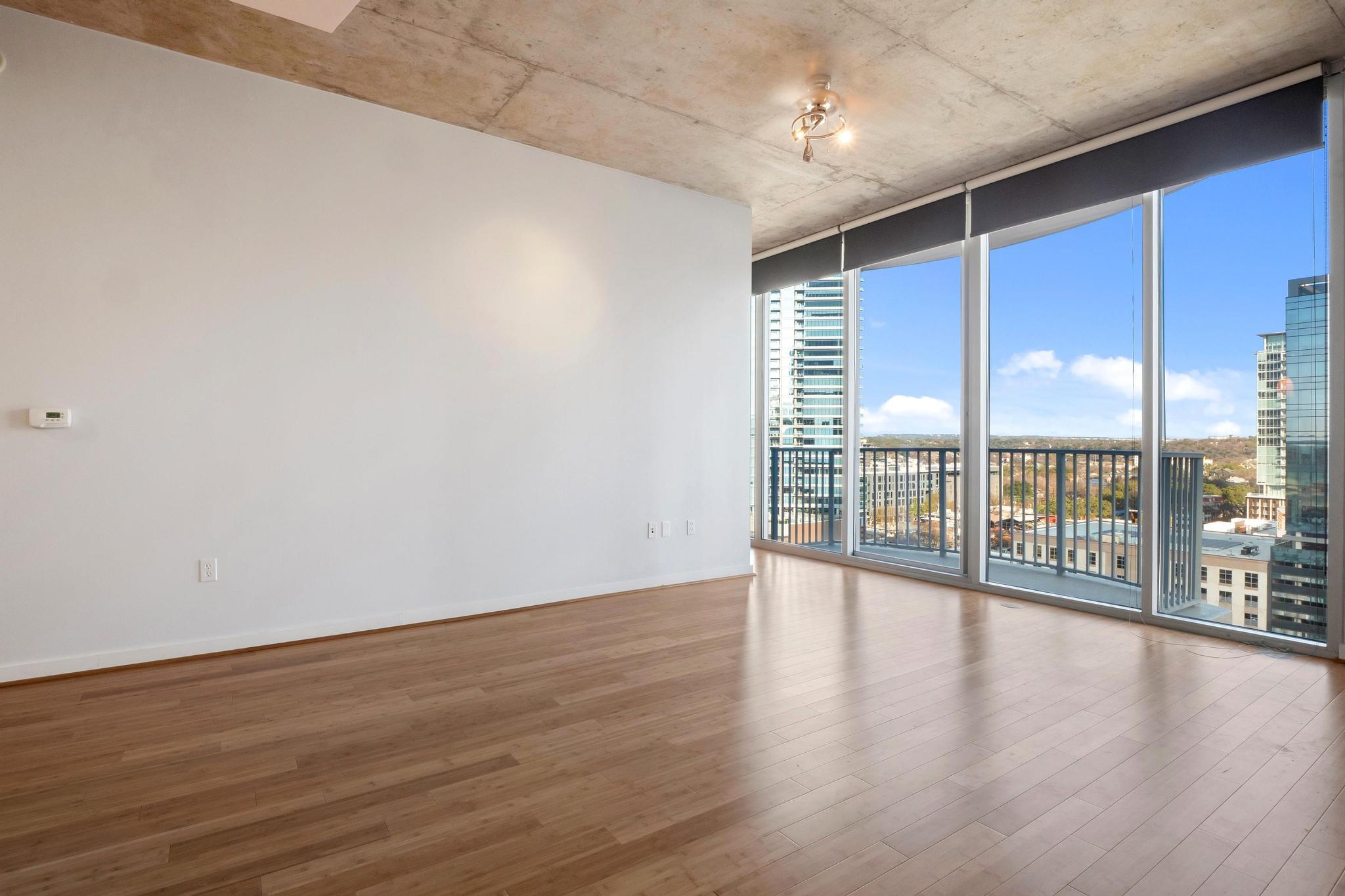360 Nueces ST # 1318