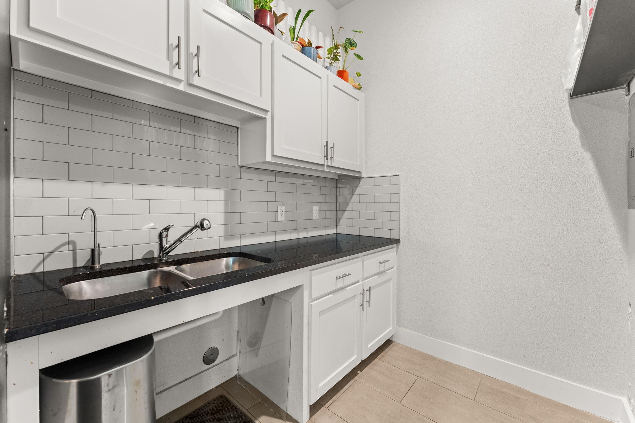 3309 Forest Creek DR # 203