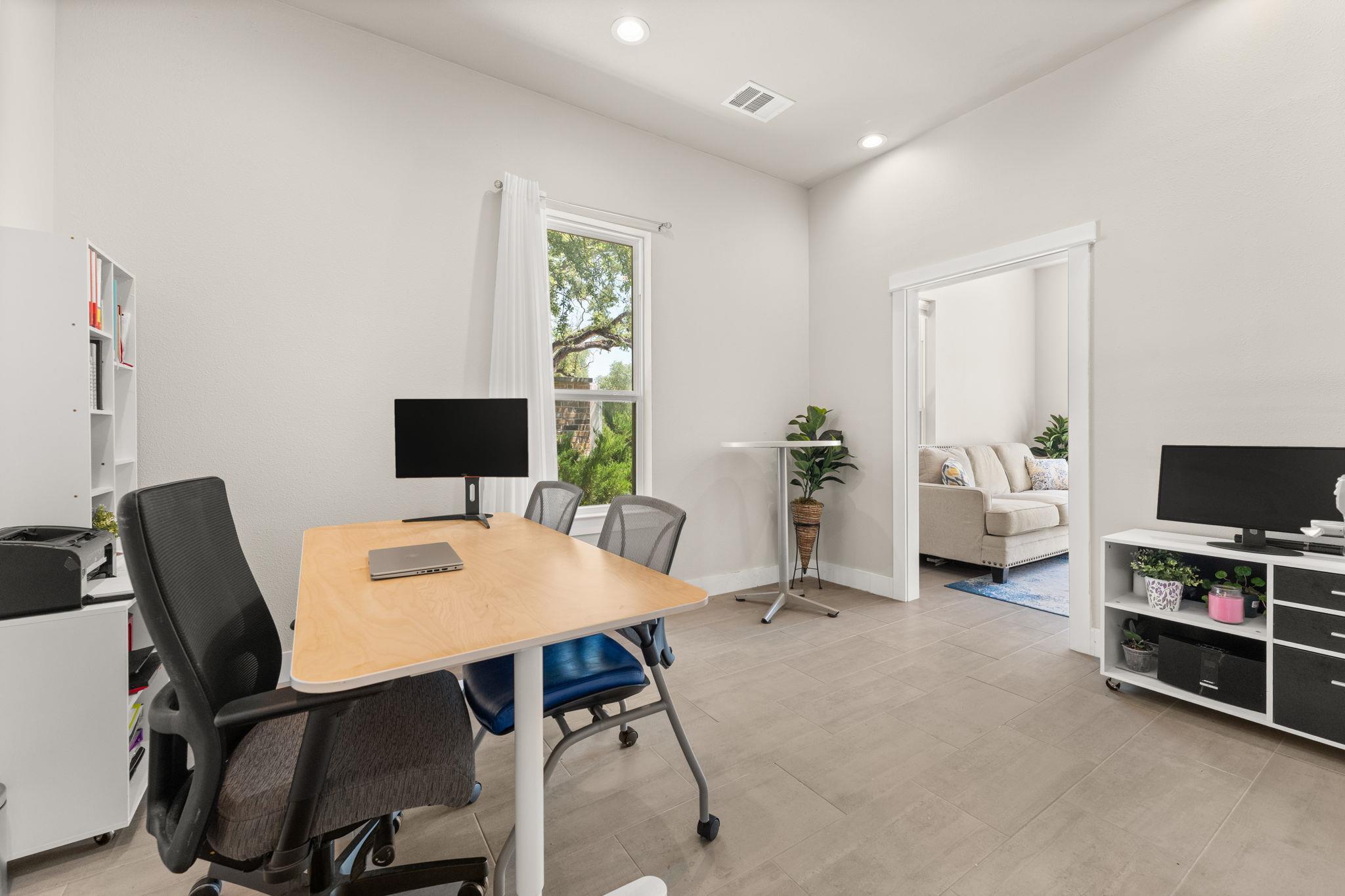 3309 Forest Creek DR # 203