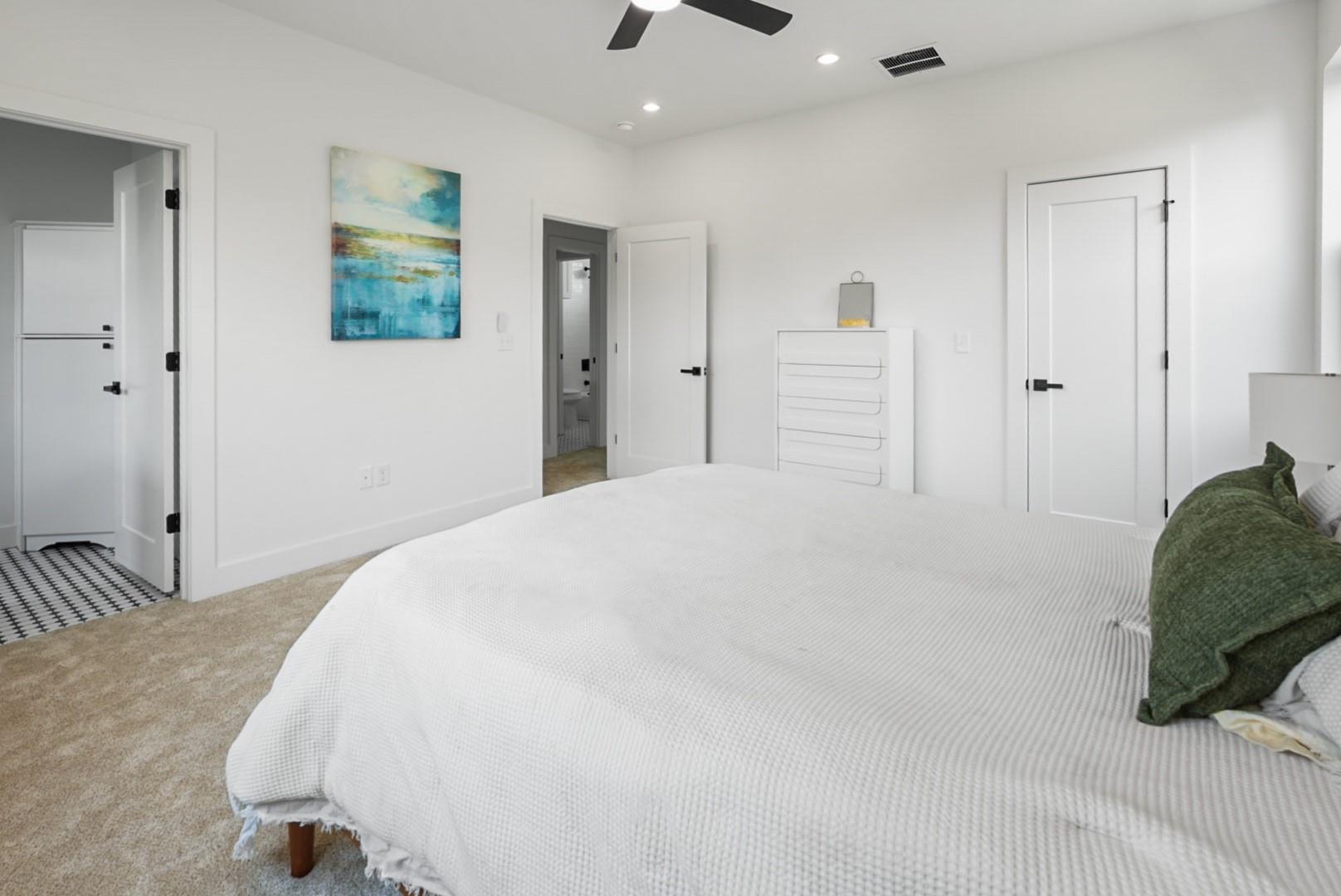 1500 Sylvan Glade RD # 2B Unit: 1A, 1 B, 2A, 2B