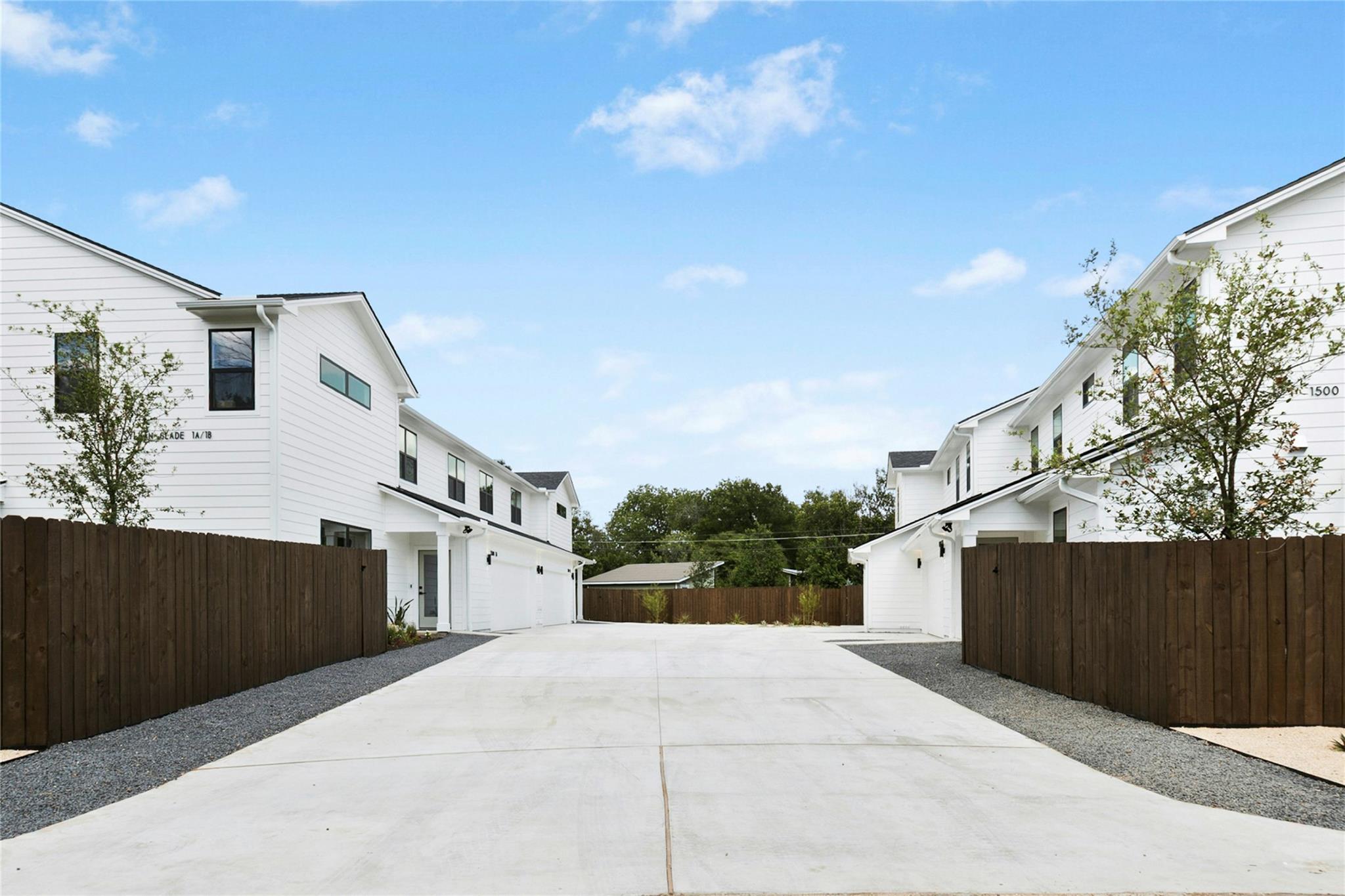 1500 Sylvan Glade RD # 2B Unit: 1A, 1 B, 2A, 2B