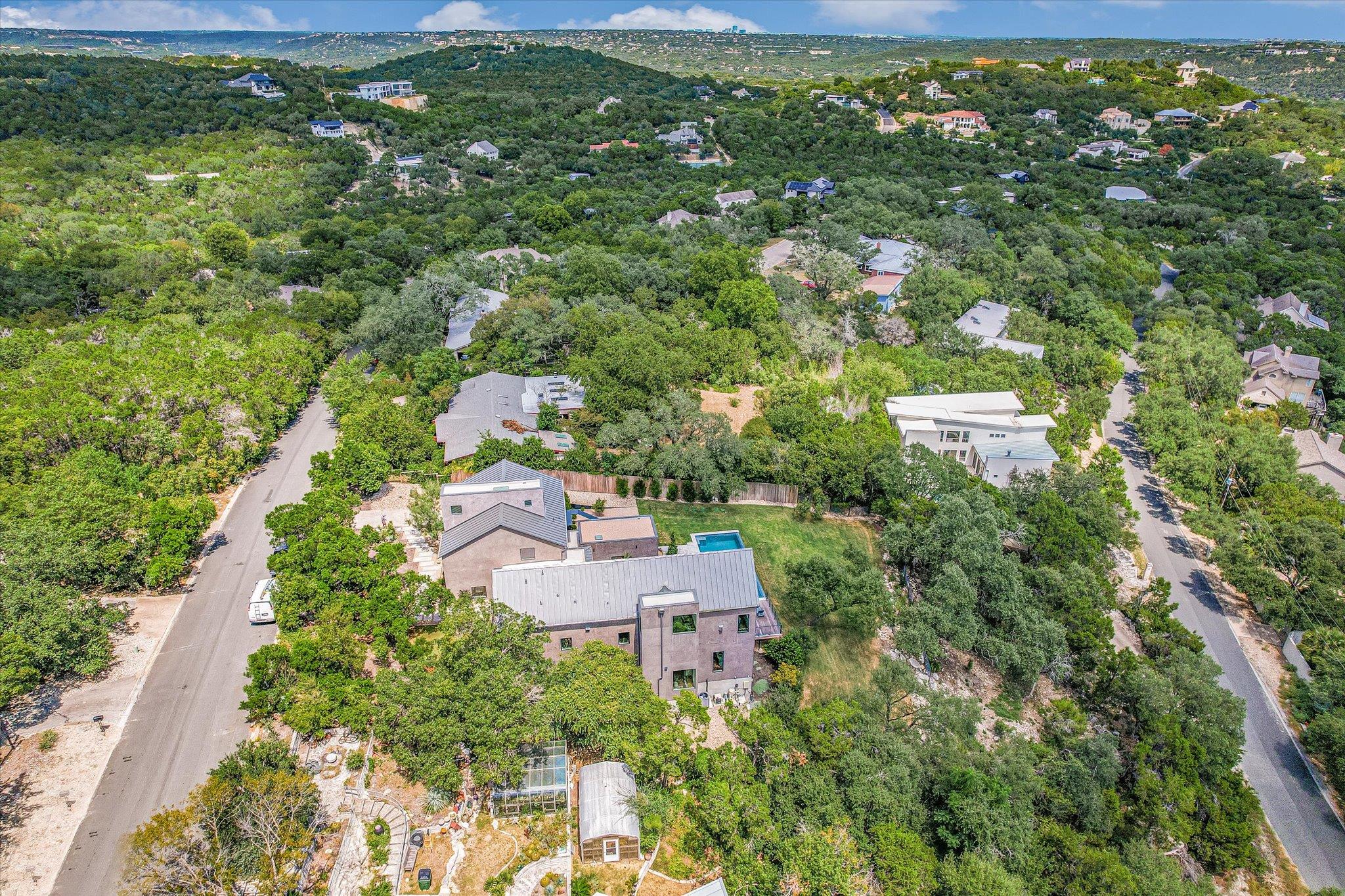 2405 Deer PASS
