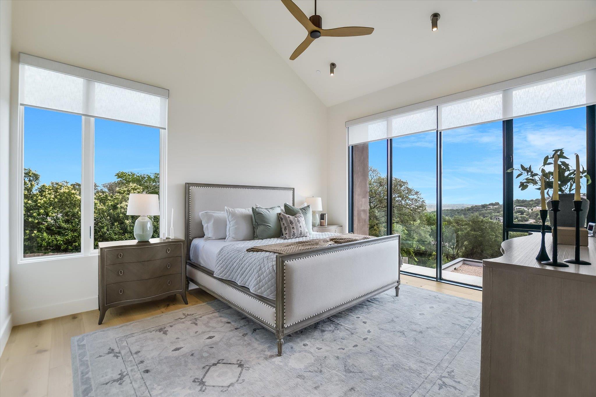 2405 Deer PASS
