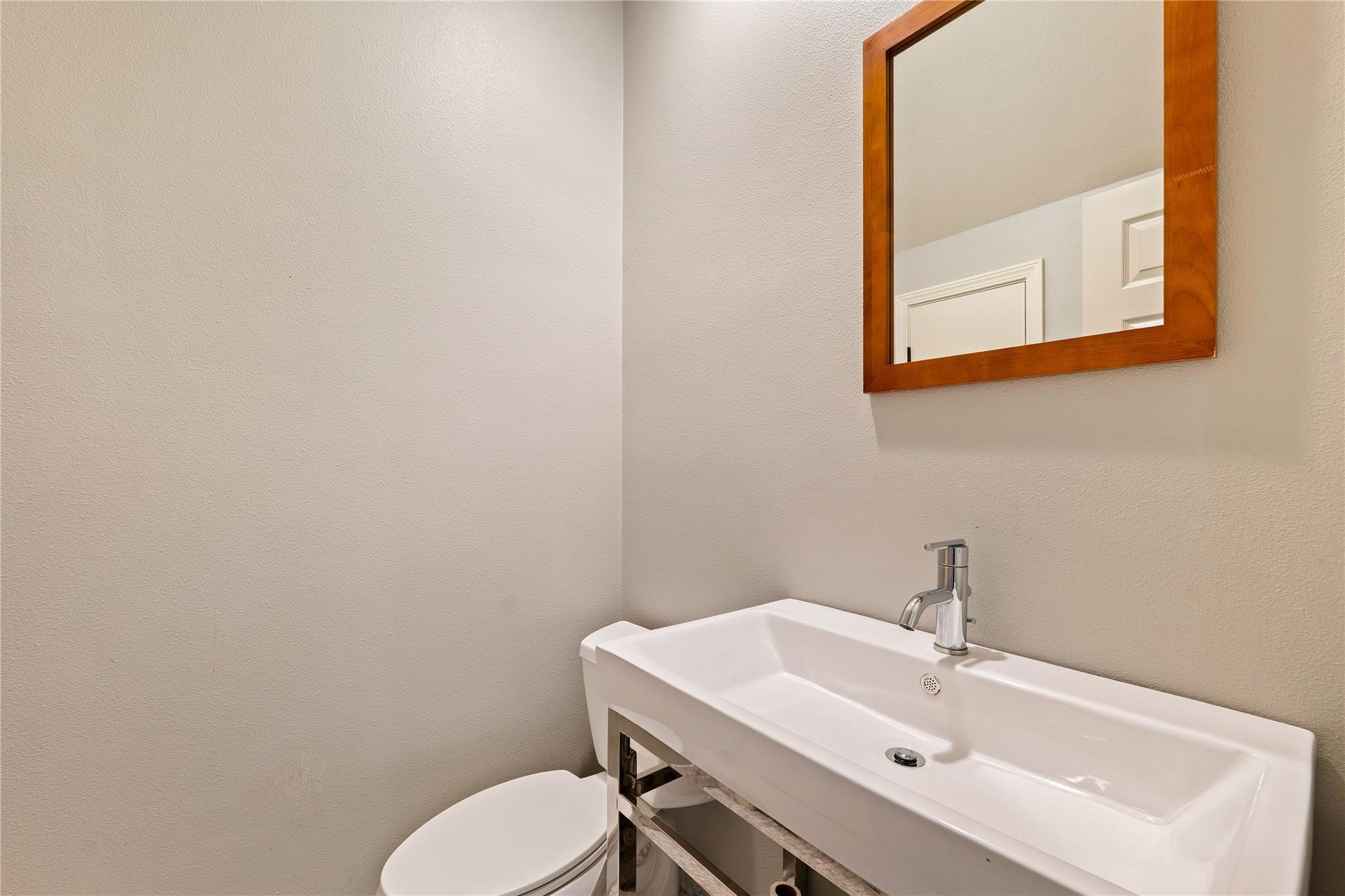 1307 Kinney Ave # 140
