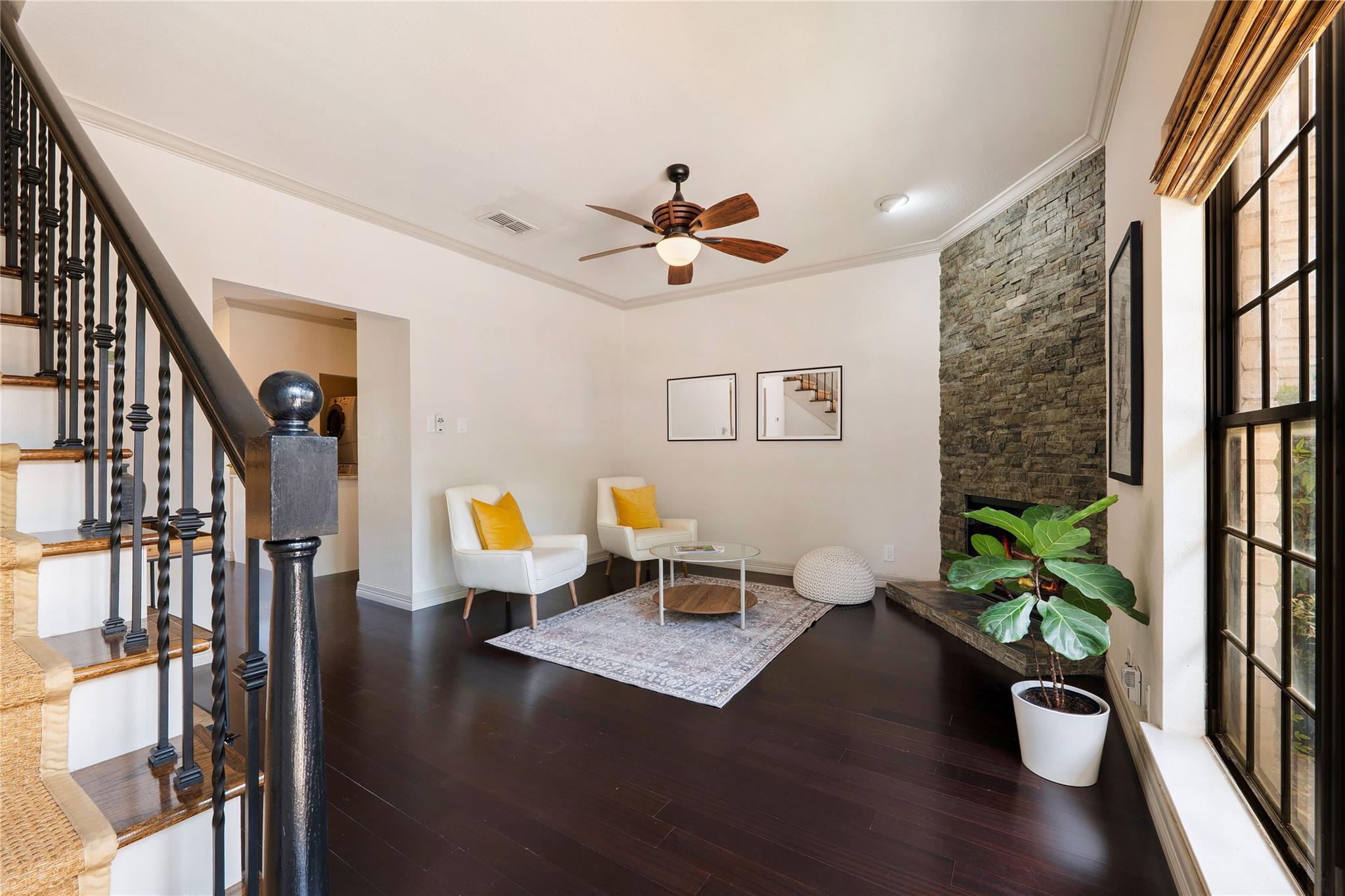 1307 Kinney Ave # 140