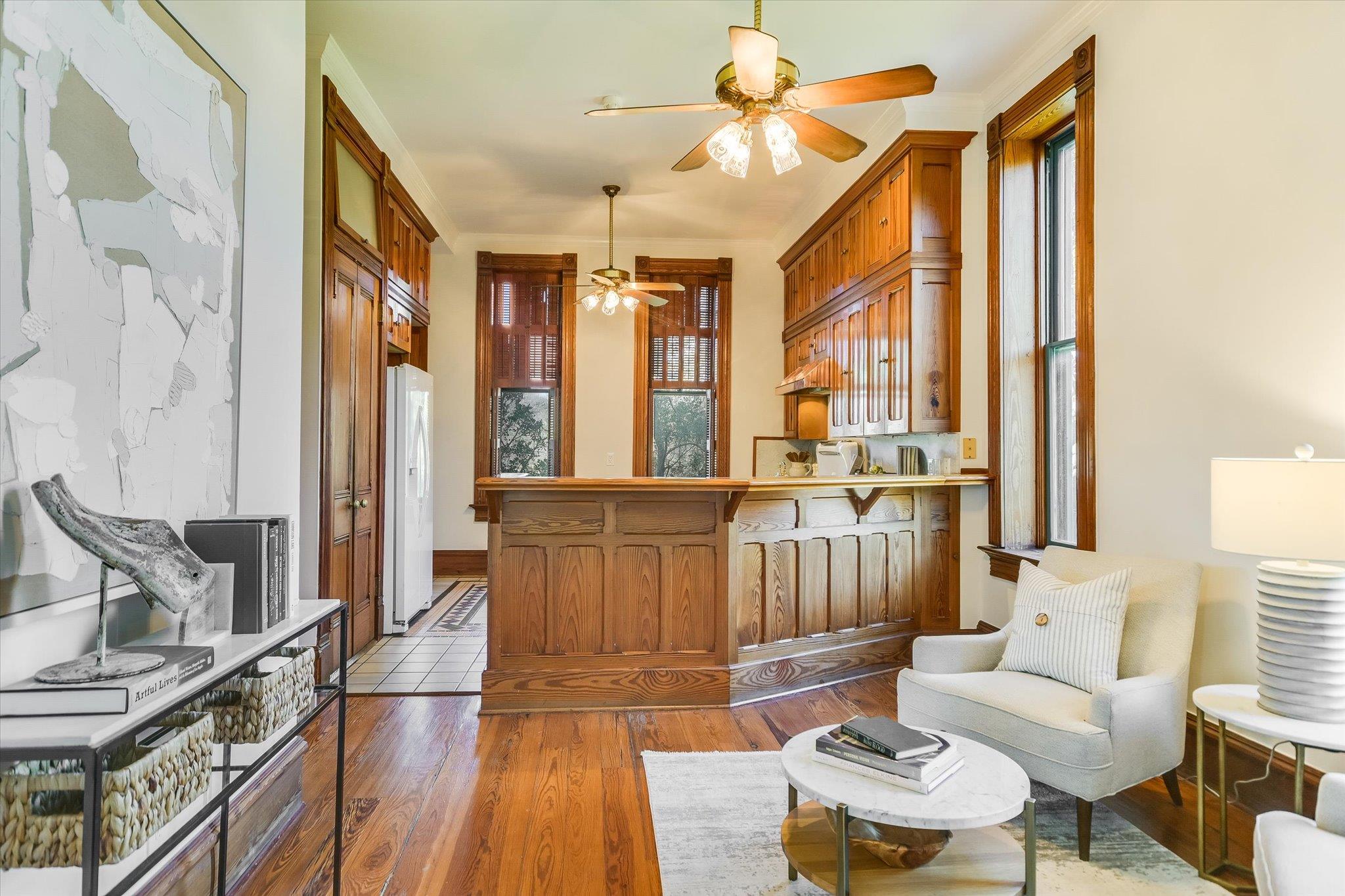 400 Academy DR