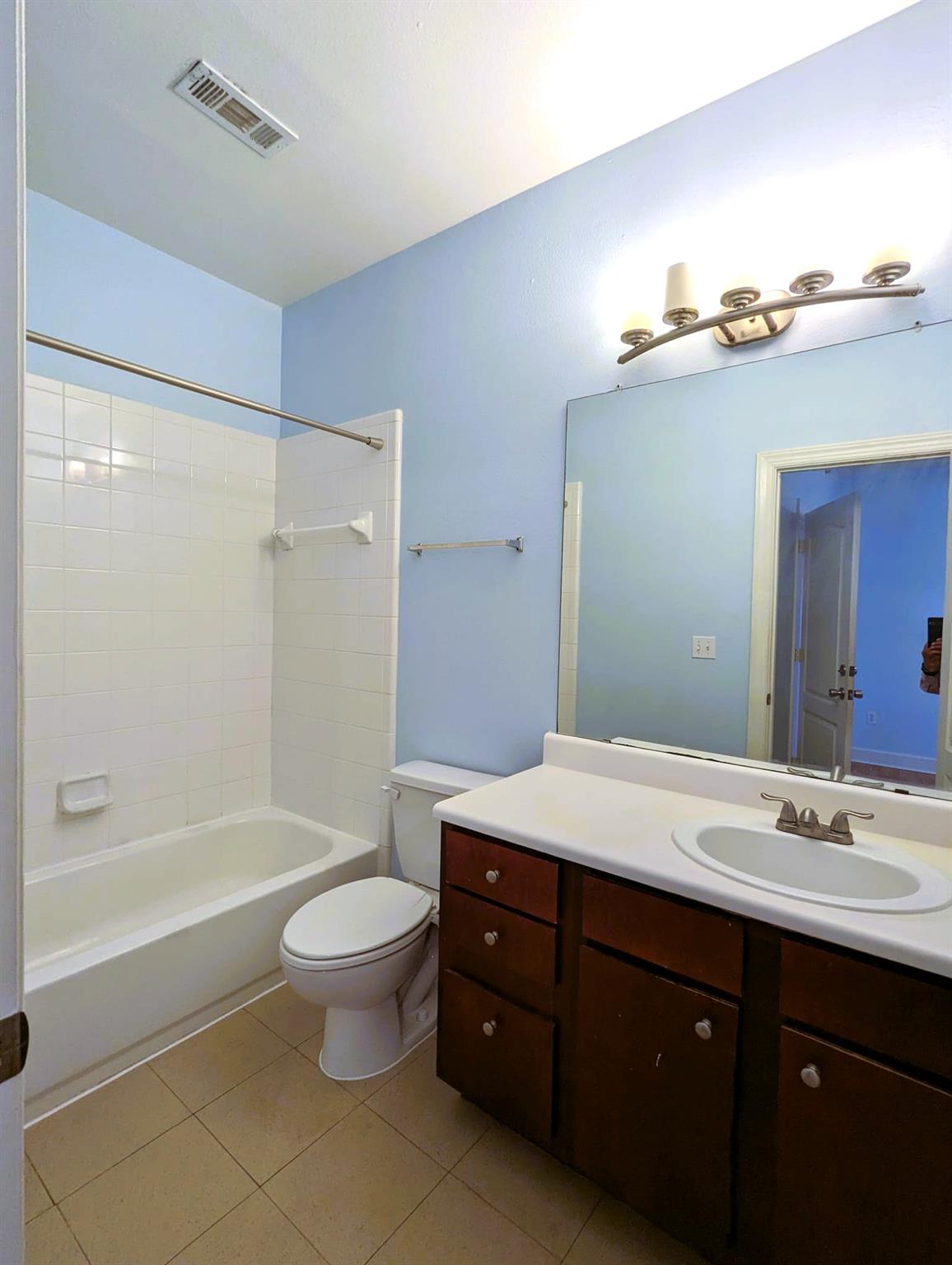 1901 Crossing Place # 3203 Unit: #3203