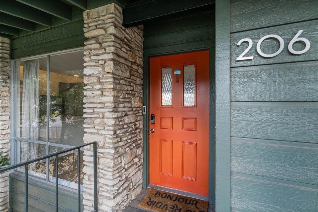1304 Mariposa DR # 206