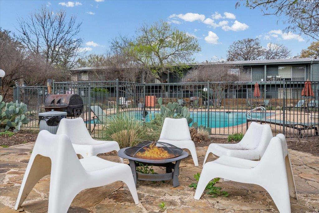 1304 Mariposa DR # 206