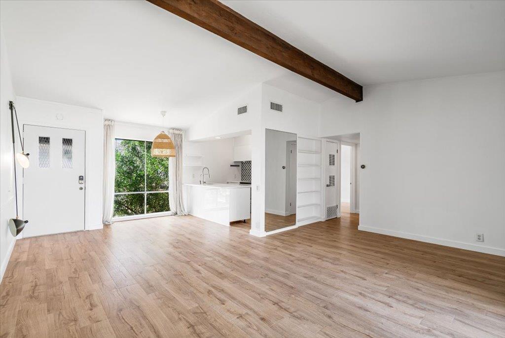 1304 Mariposa DR # 206