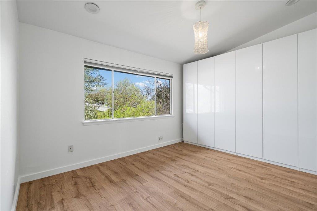 1304 Mariposa DR # 206