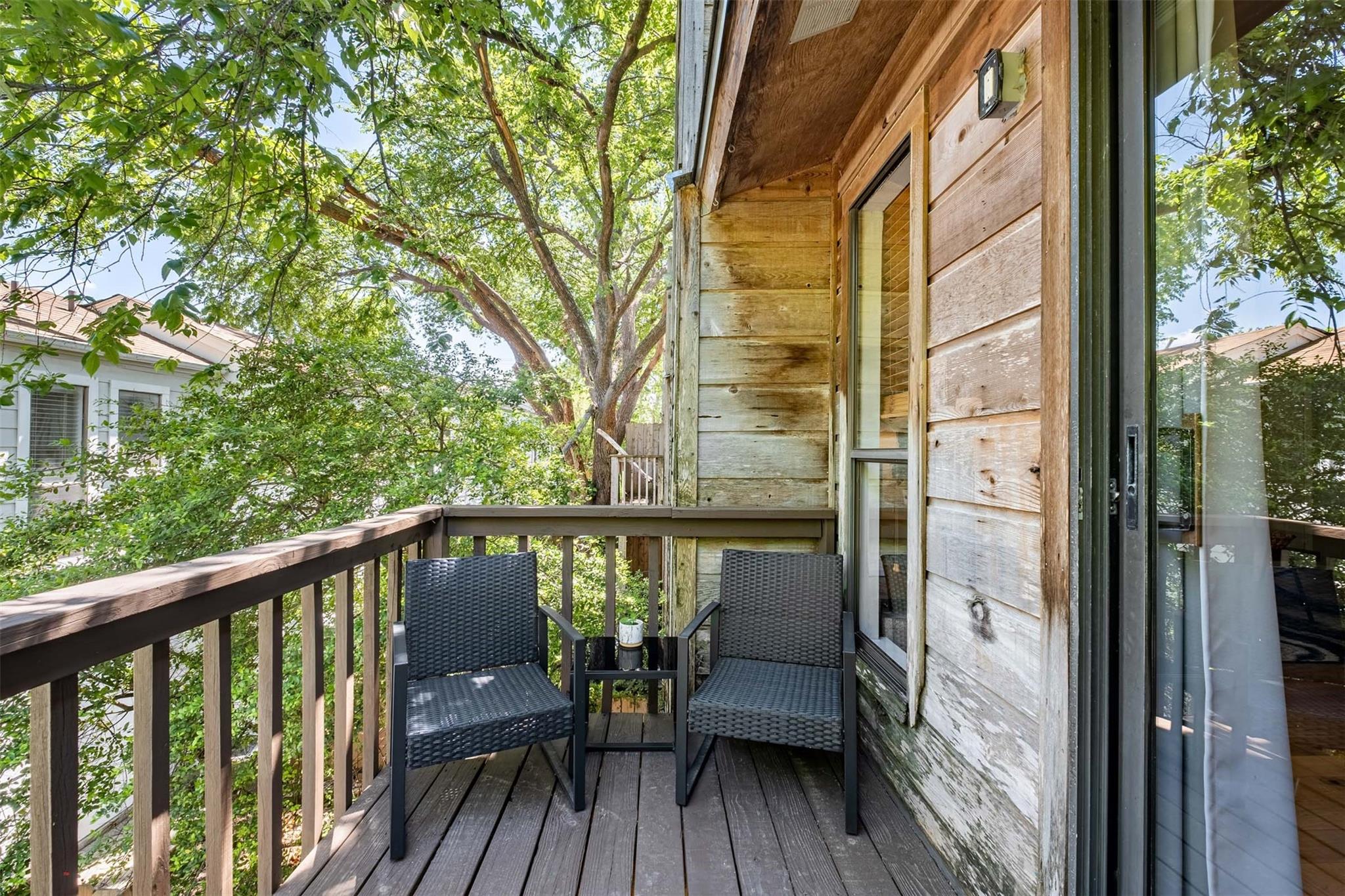 5602 Woodrow Ave # 204