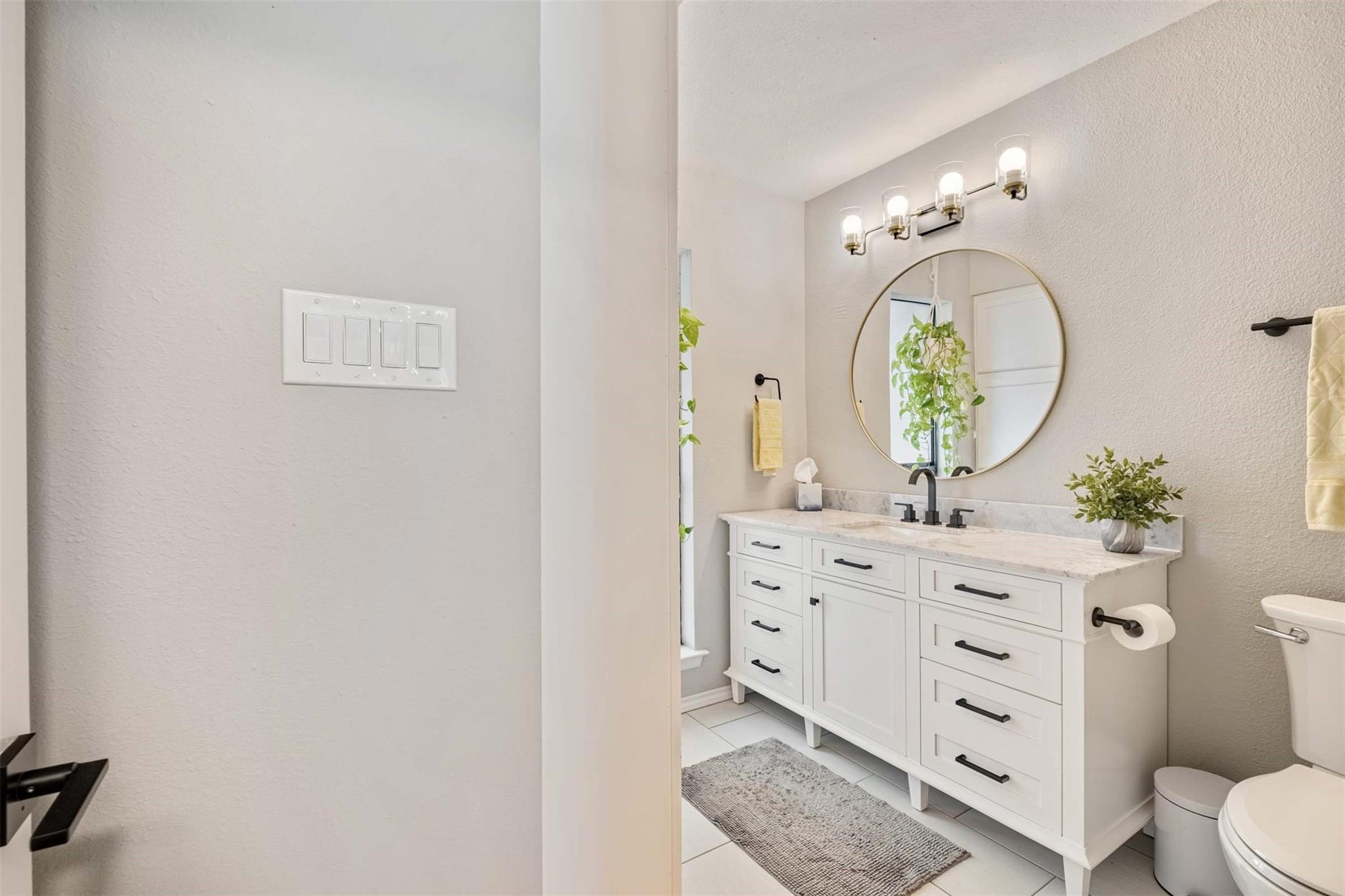 5602 Woodrow Ave # 204