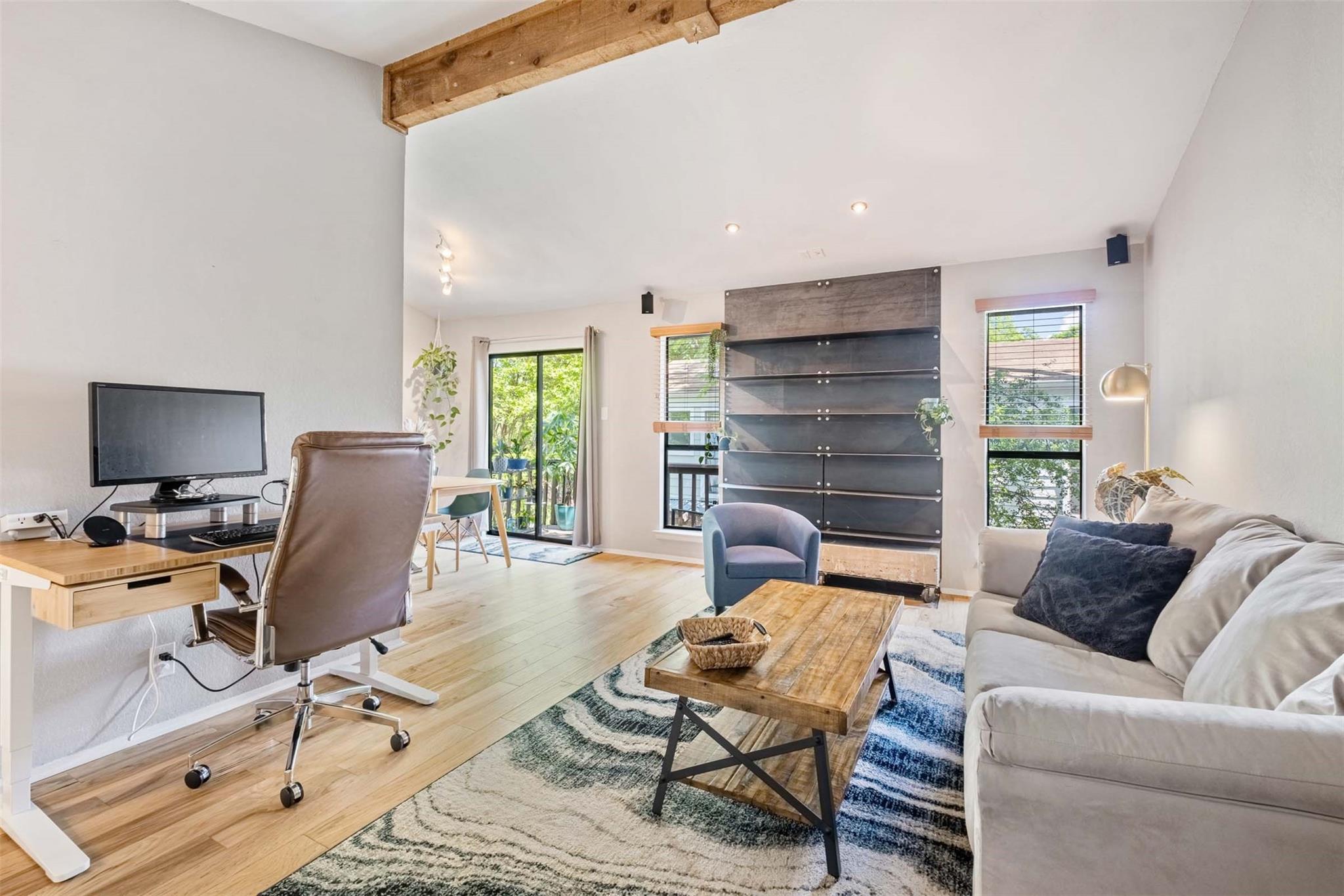 5602 Woodrow Ave # 204