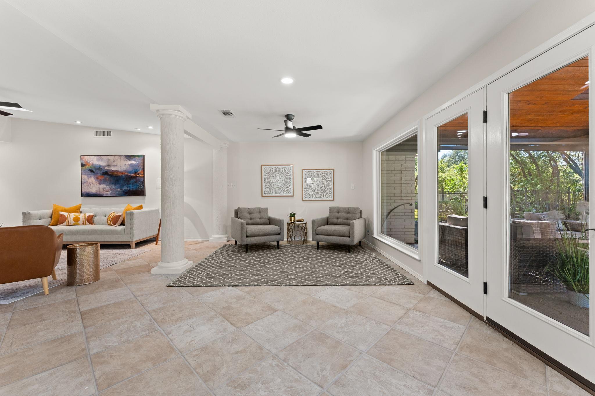 9109 Balcones Club DR