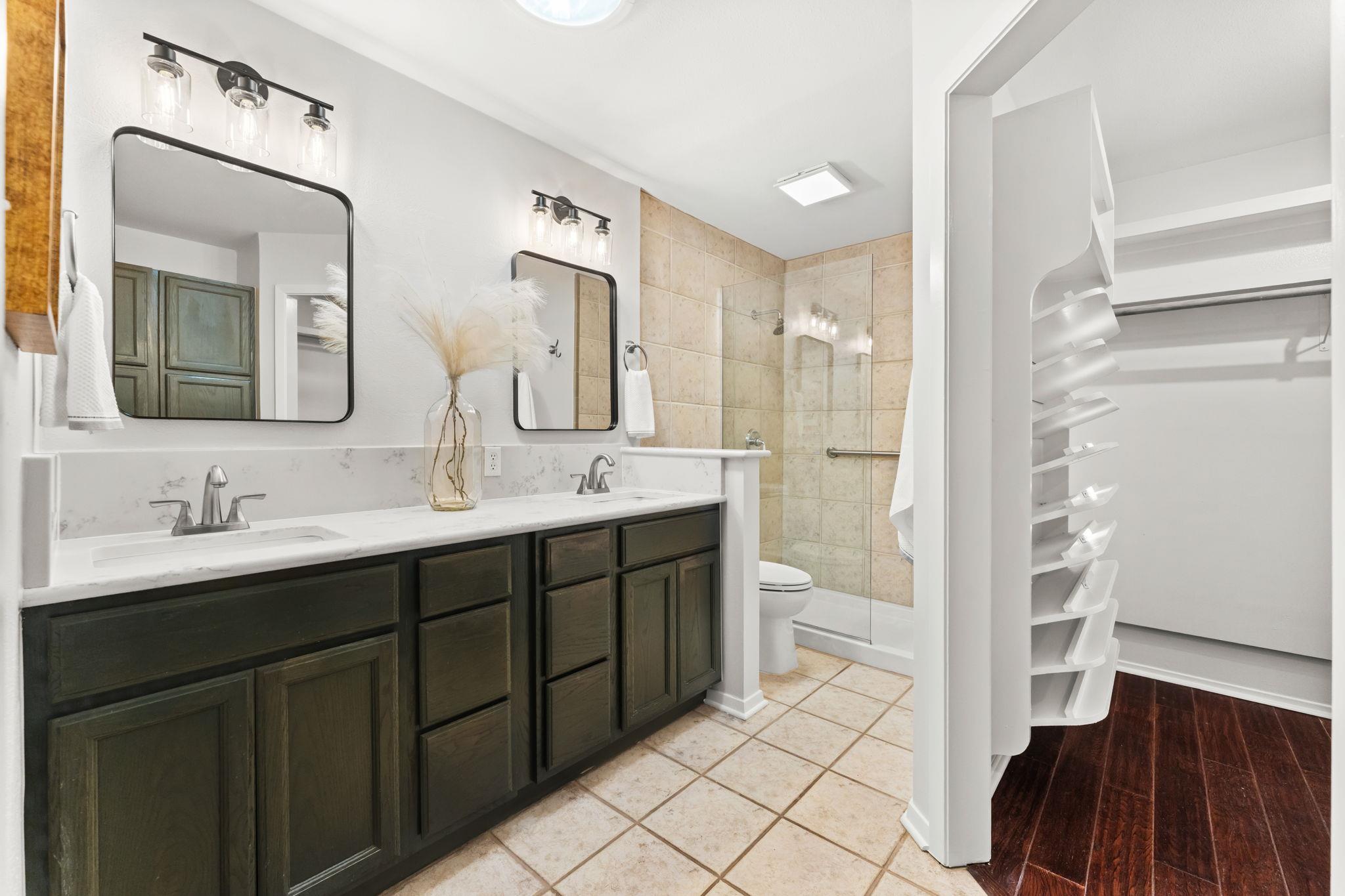 9109 Balcones Club DR