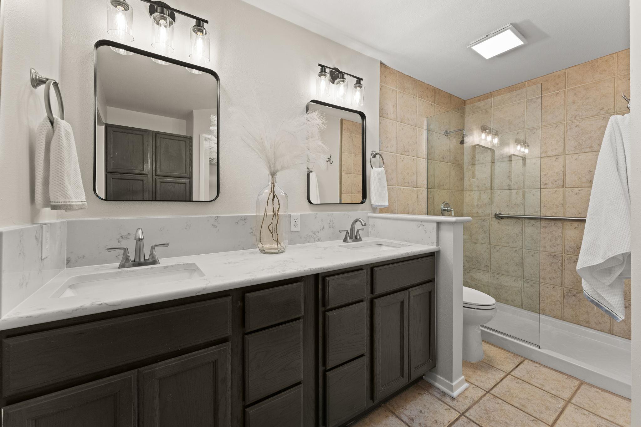 9109 Balcones Club DR