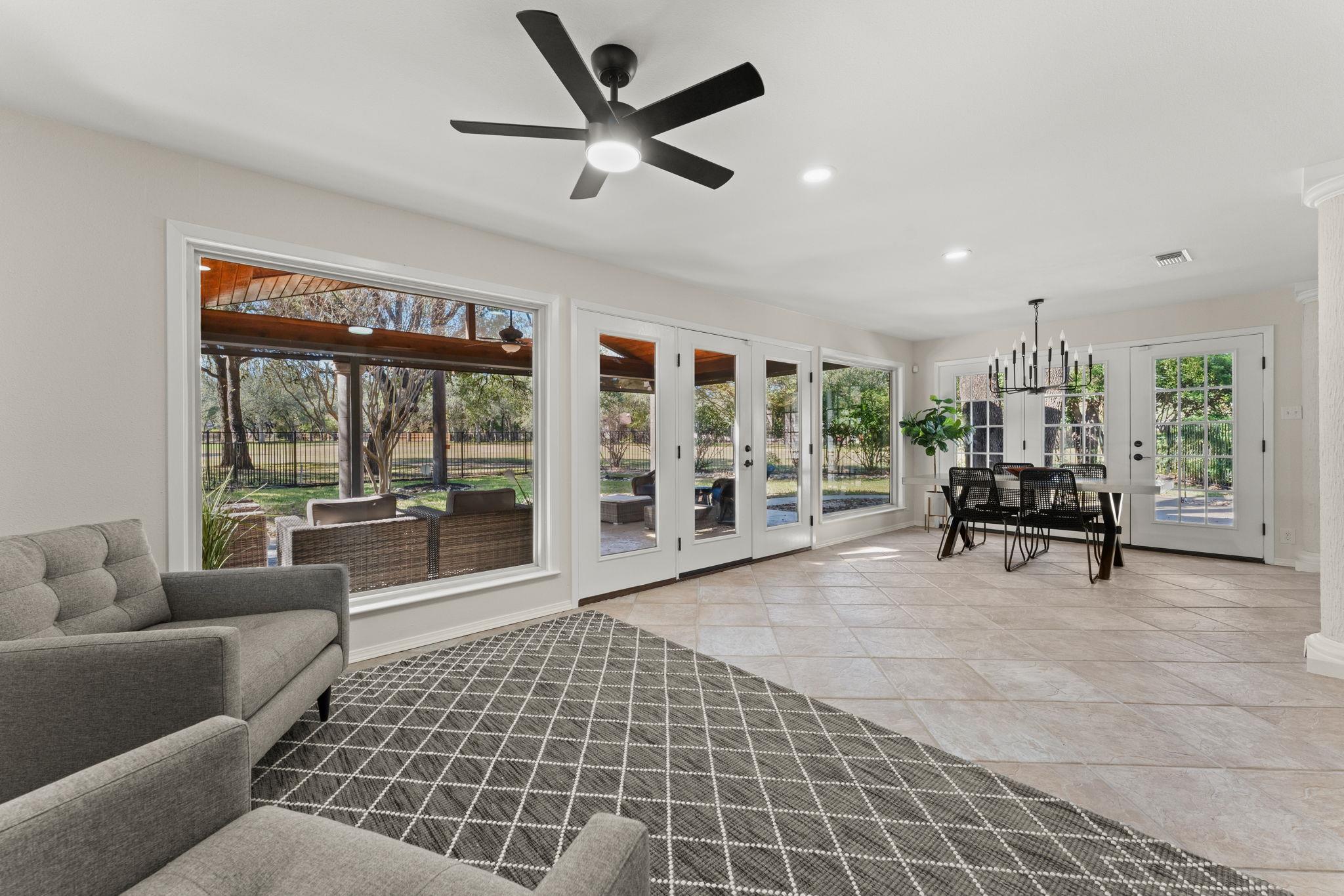 9109 Balcones Club DR