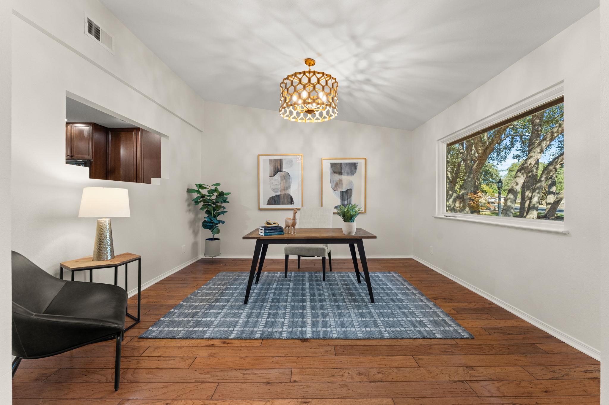 9109 Balcones Club DR