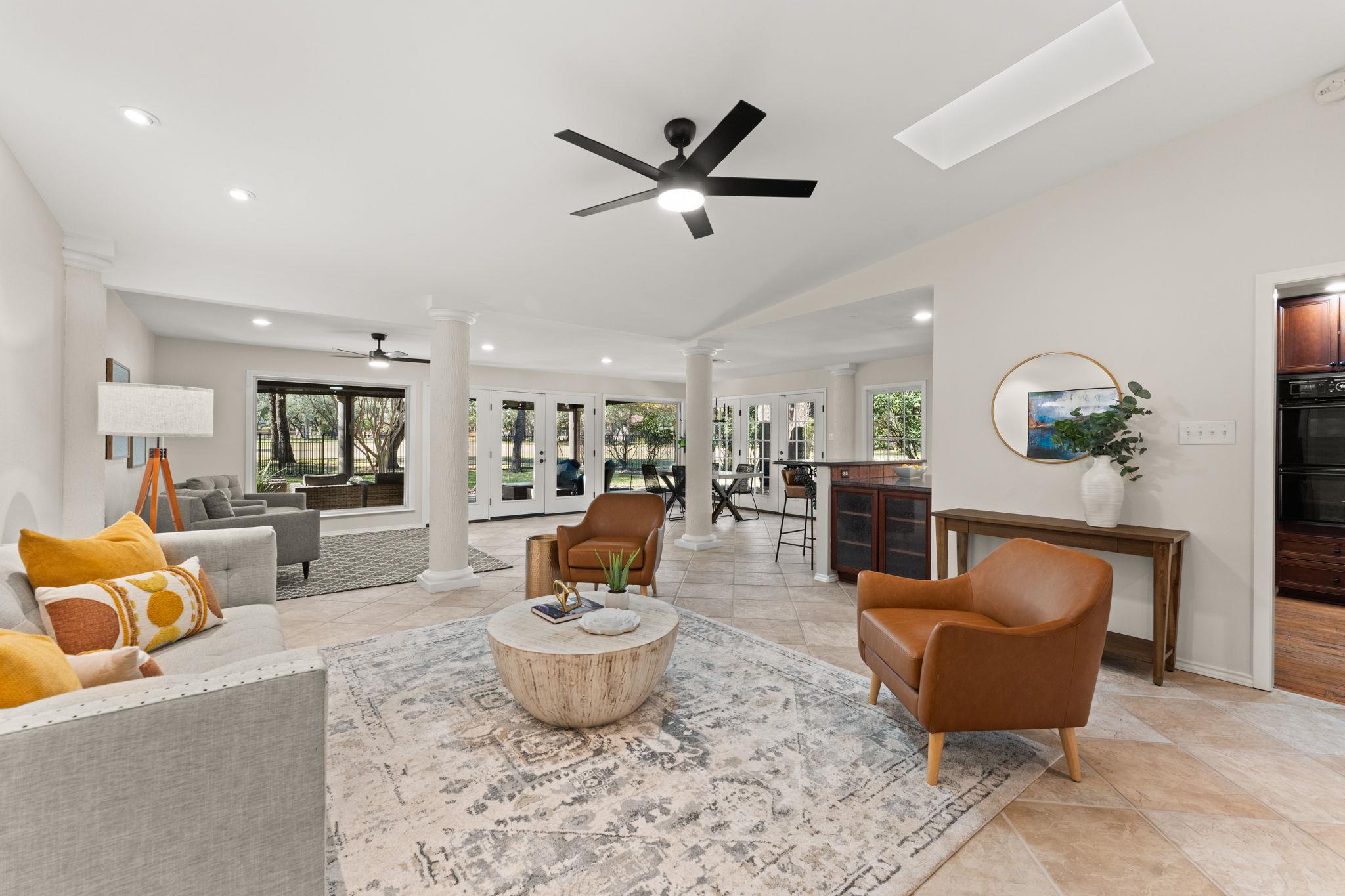 9109 Balcones Club DR