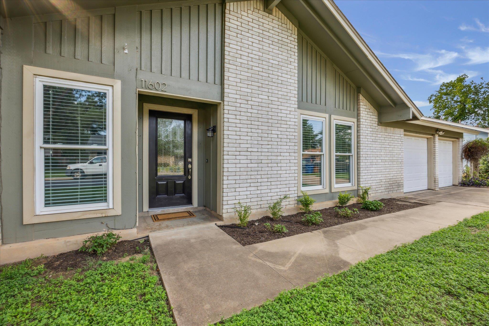 11602 Fast Horse DR