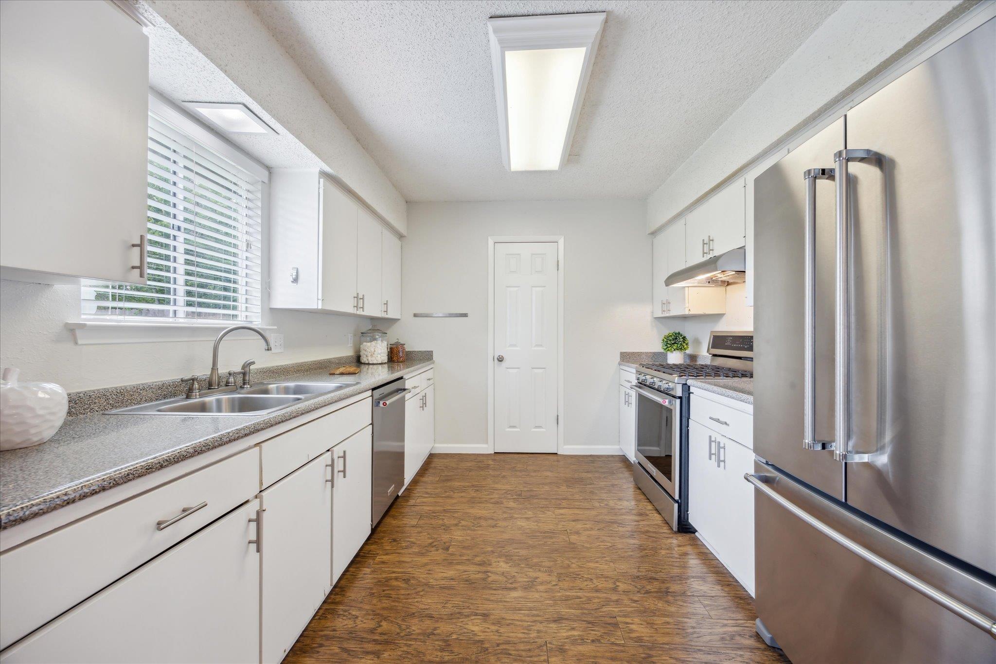 11602 Fast Horse DR