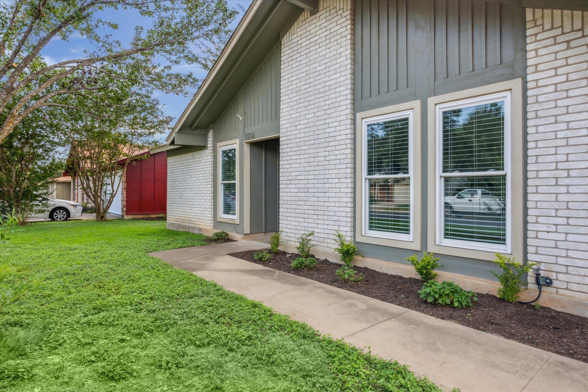 11602 Fast Horse DR