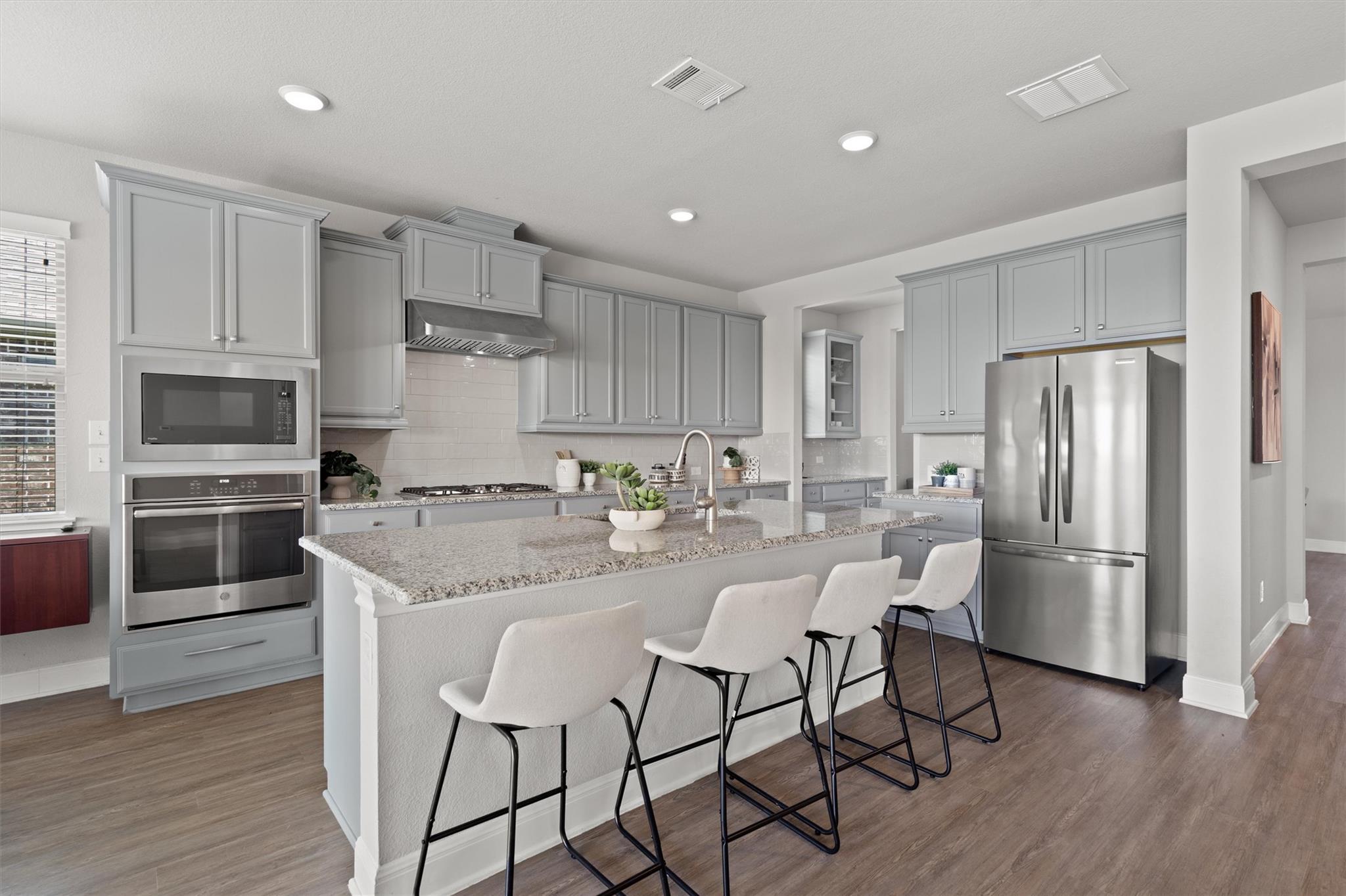 3241 Aurelia LN