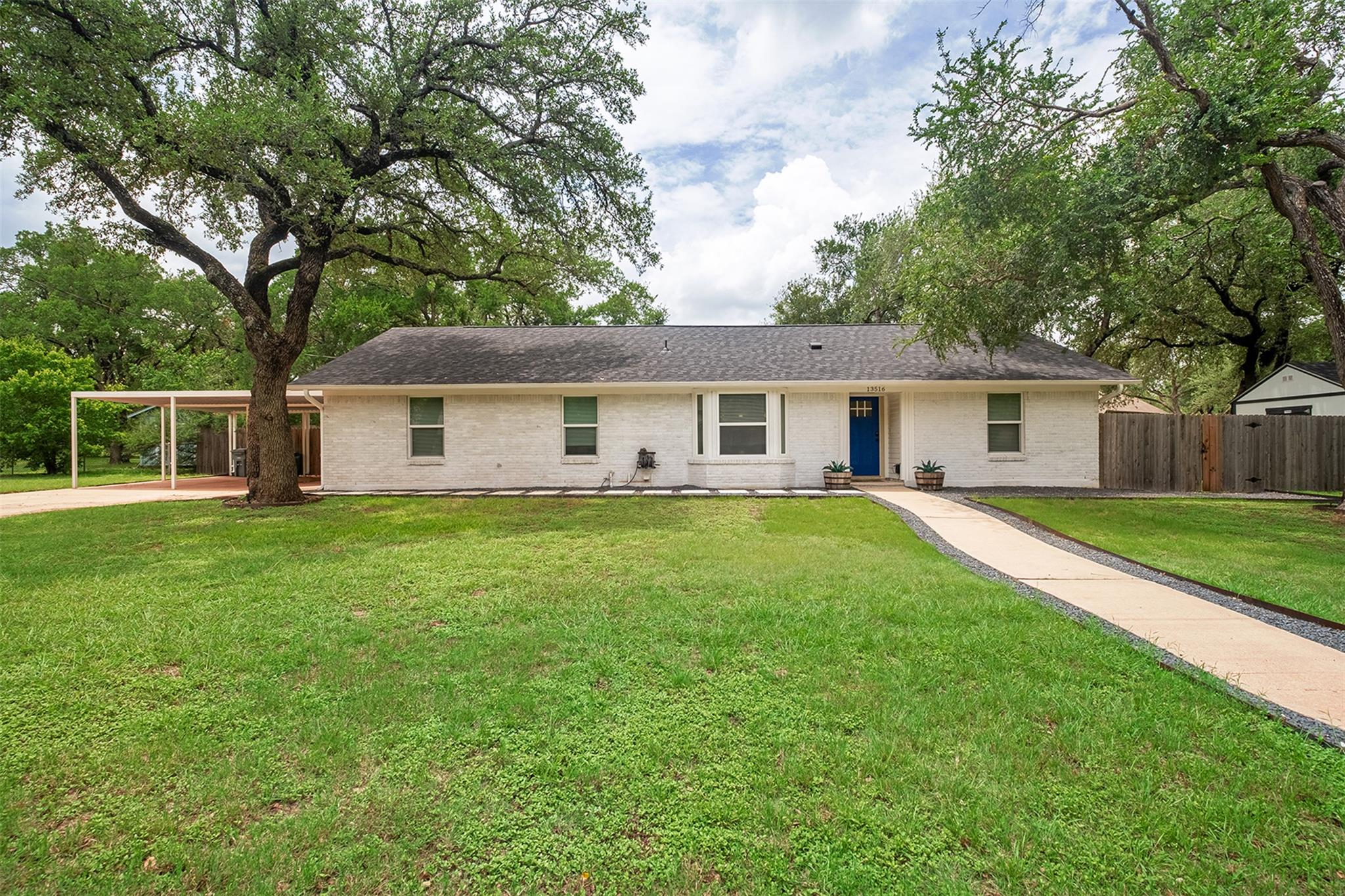 13516 Caldwell DR