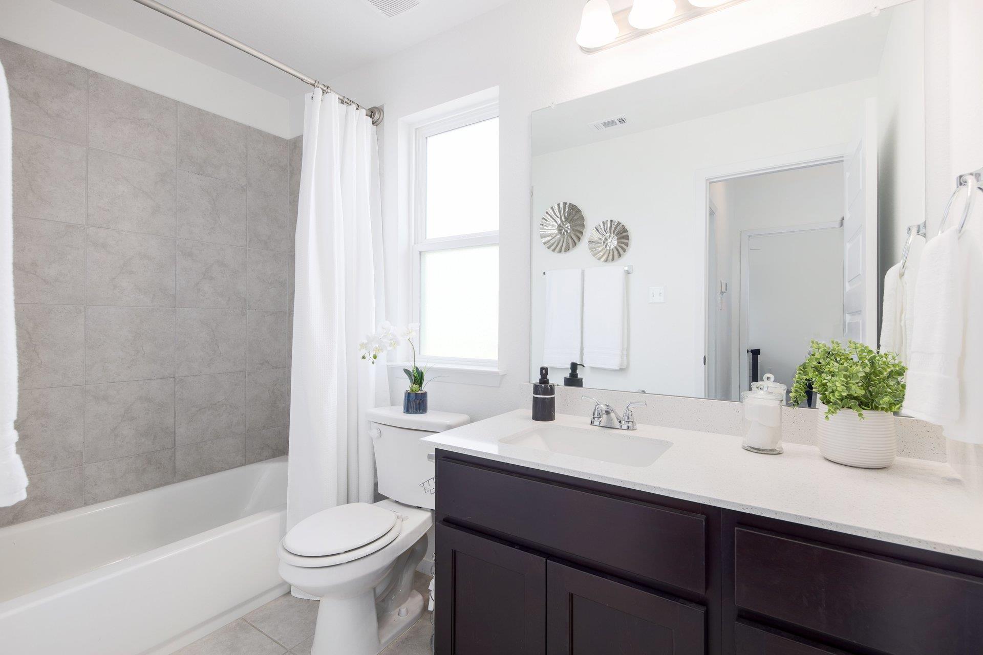 1408 Flint Knapper DR