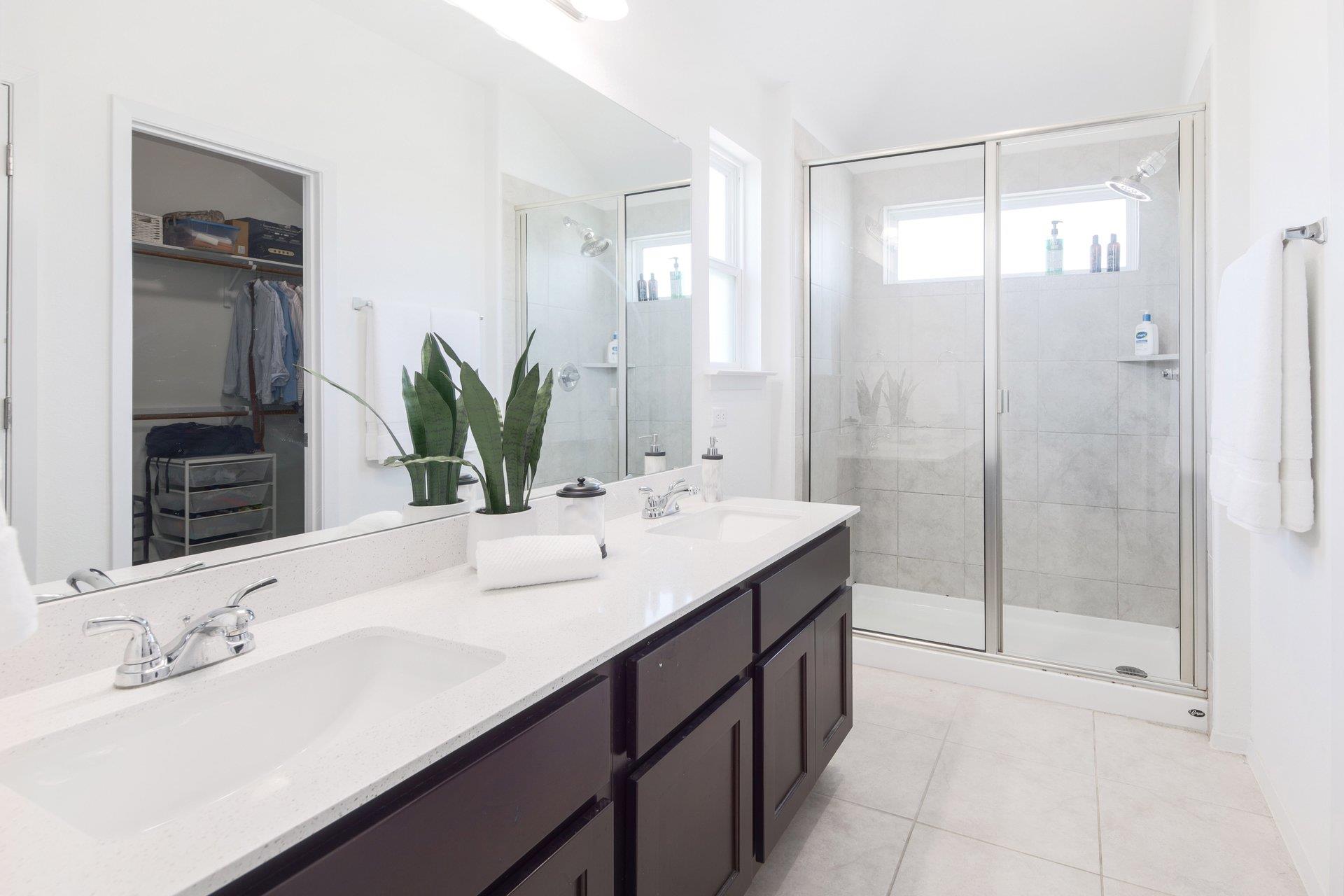 1408 Flint Knapper DR