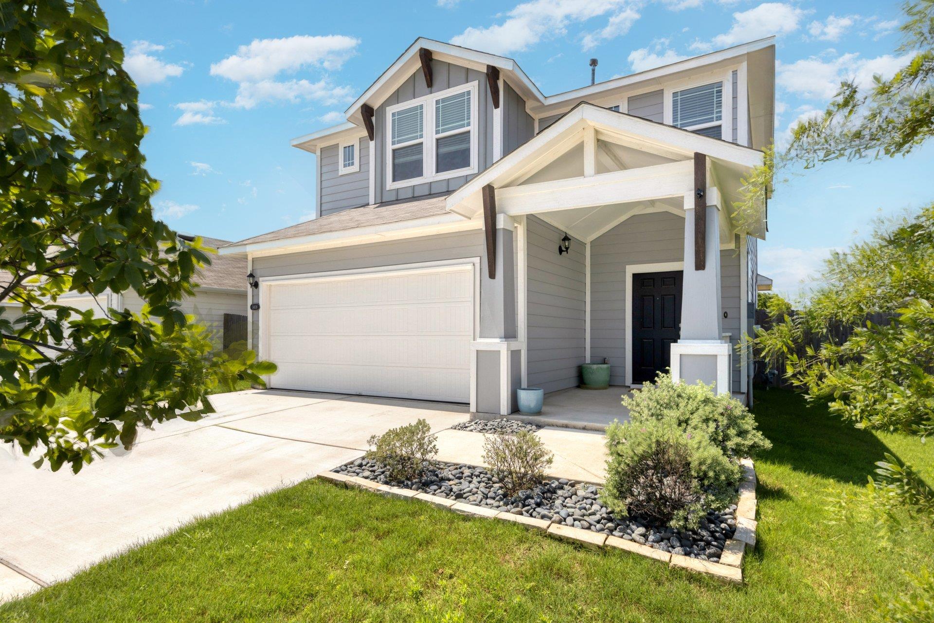 1408 Flint Knapper DR