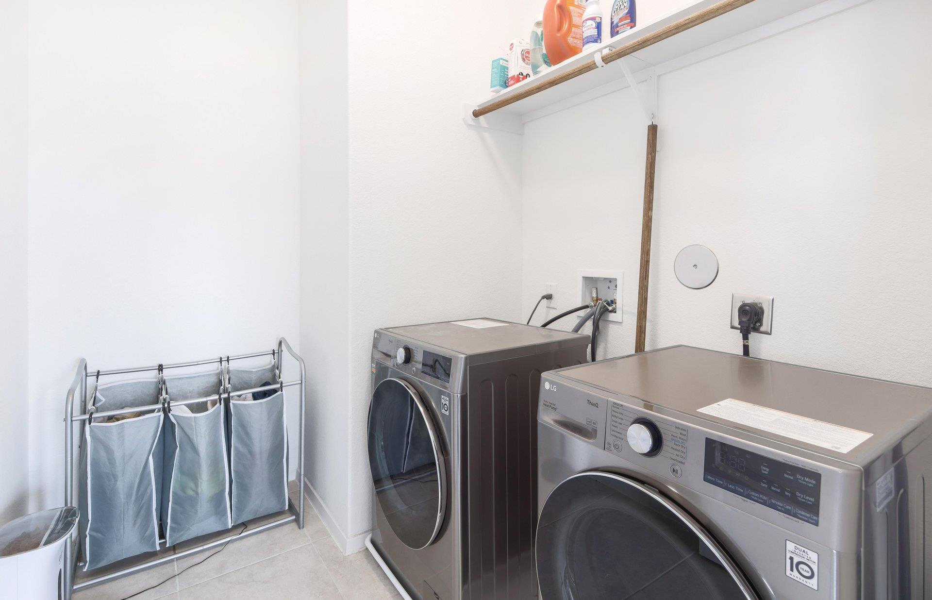 1408 Flint Knapper DR