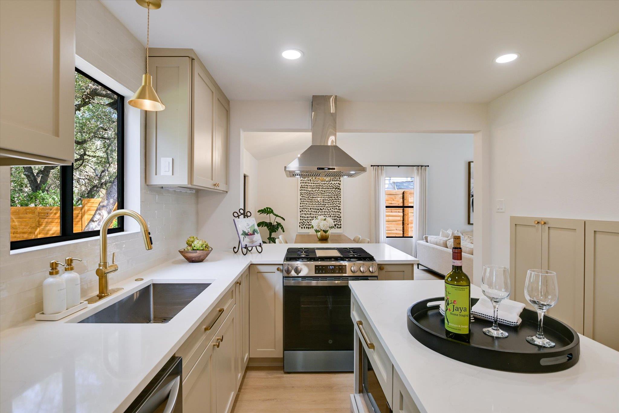 8300 Washita DR, Austin