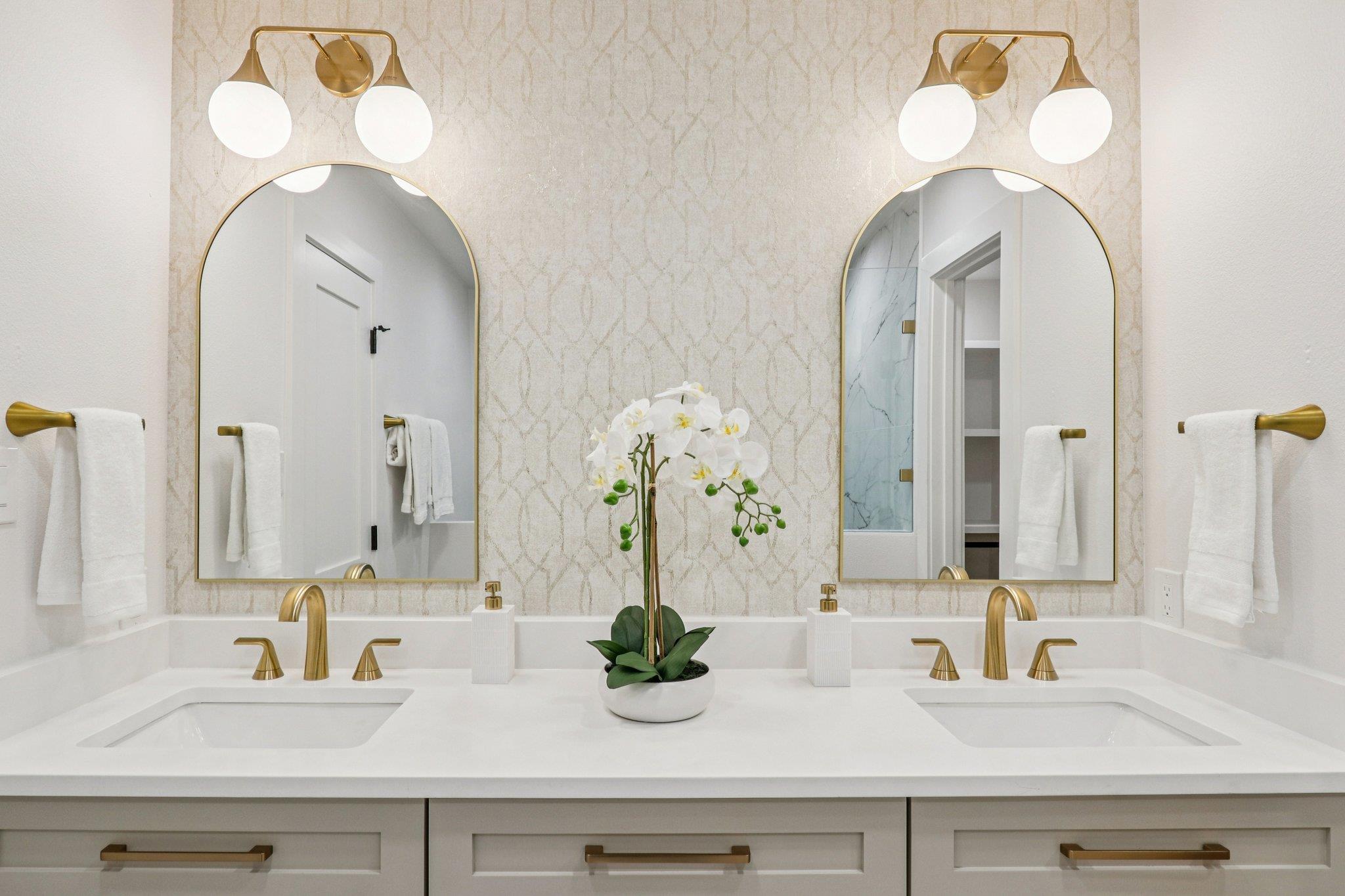 8300 Washita DR, Austin