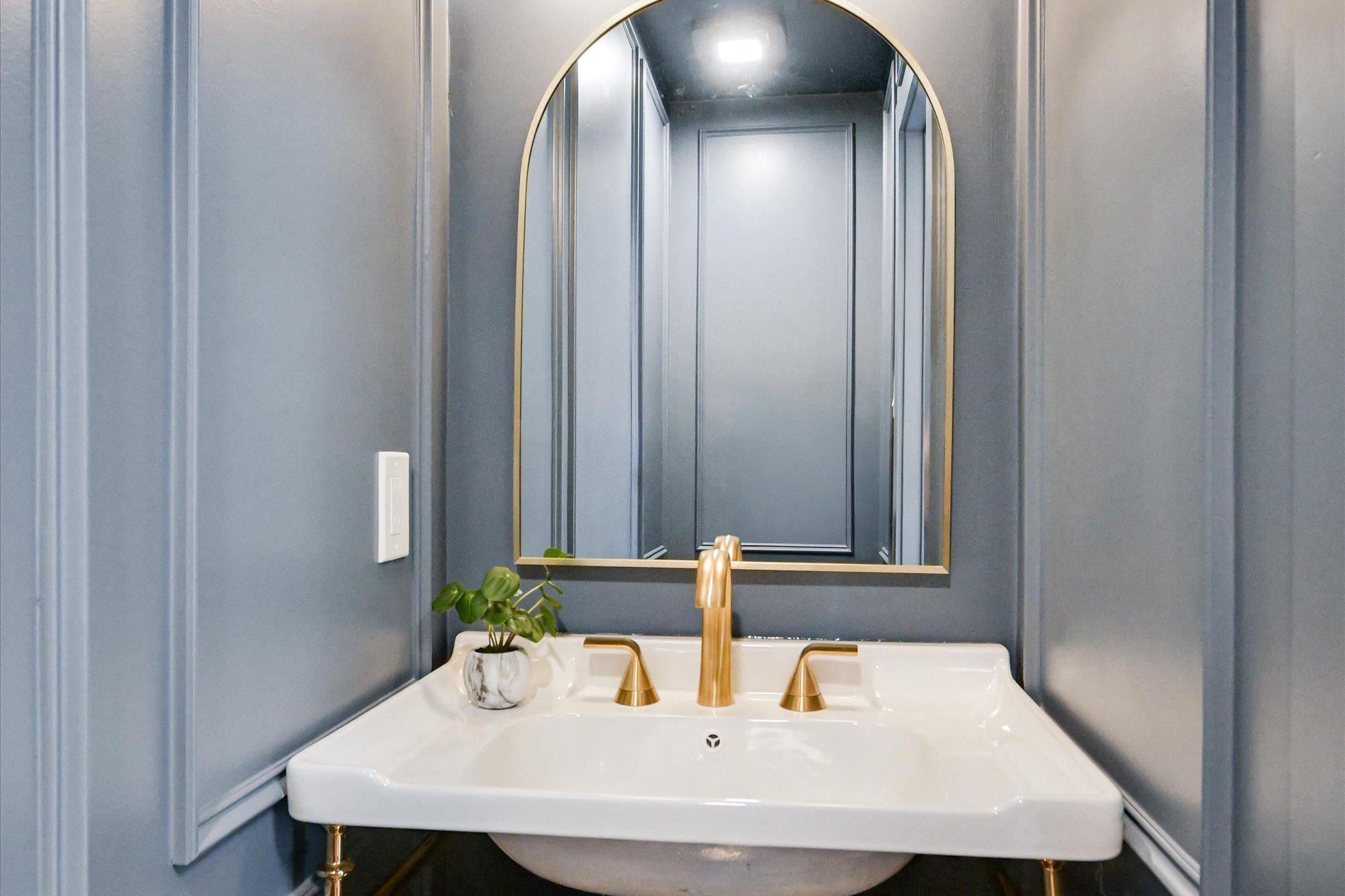 8300 Washita DR, Austin