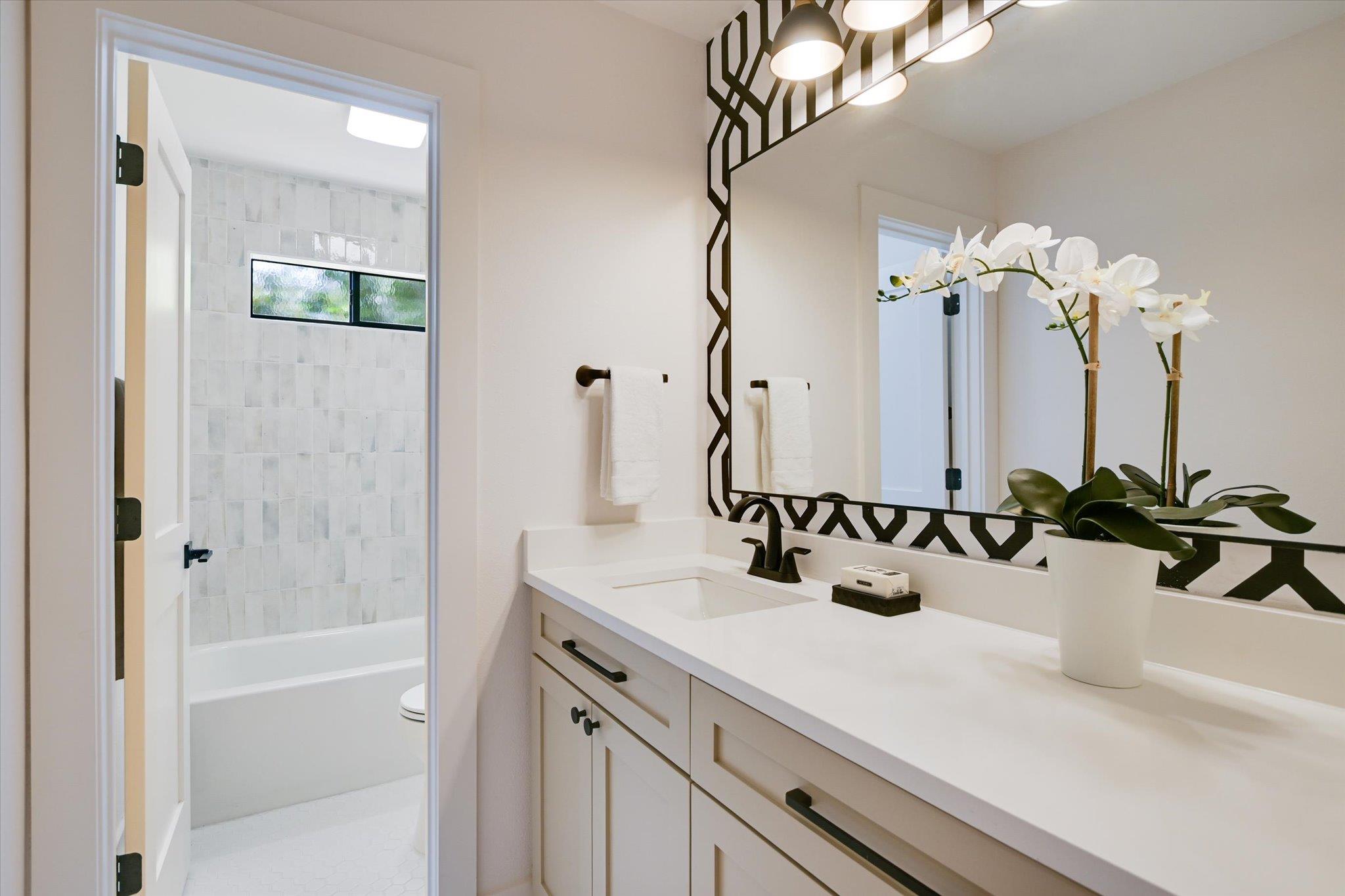 8300 Washita DR, Austin