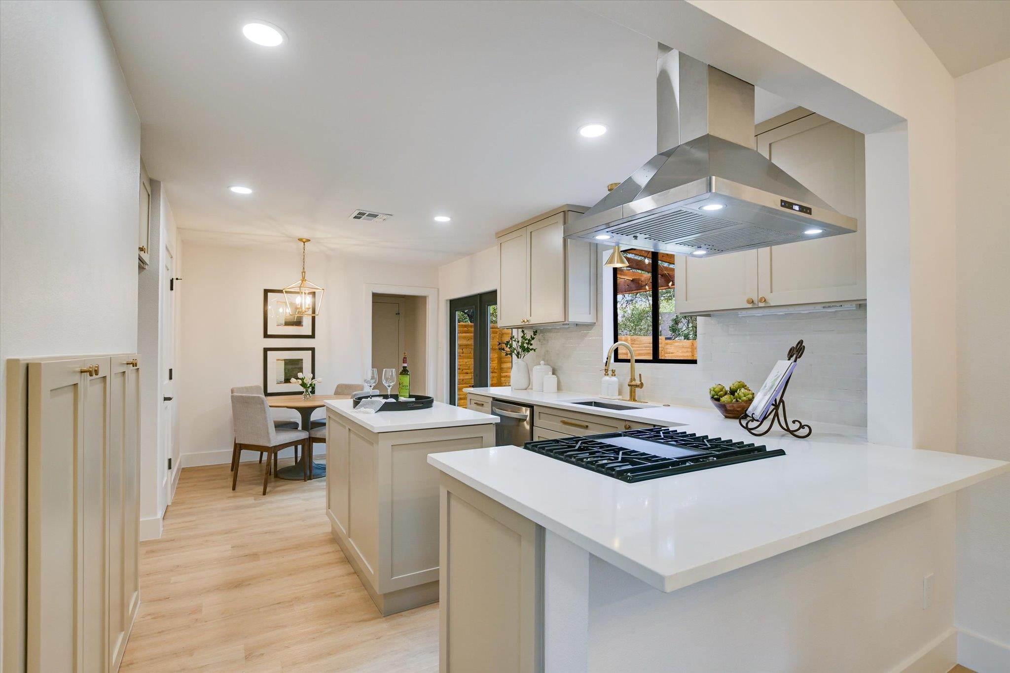 8300 Washita DR, Austin