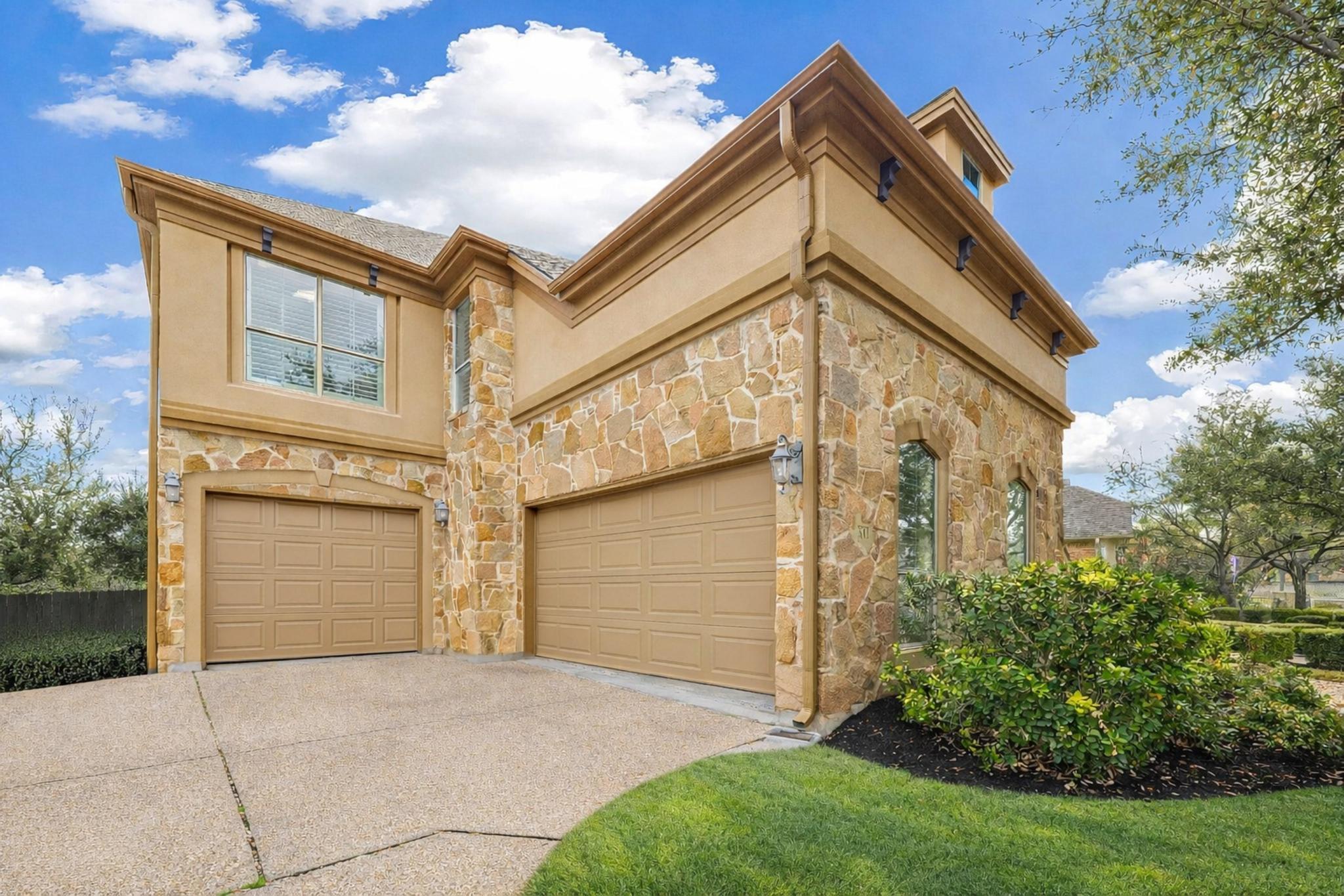 13012 Country Trails LN