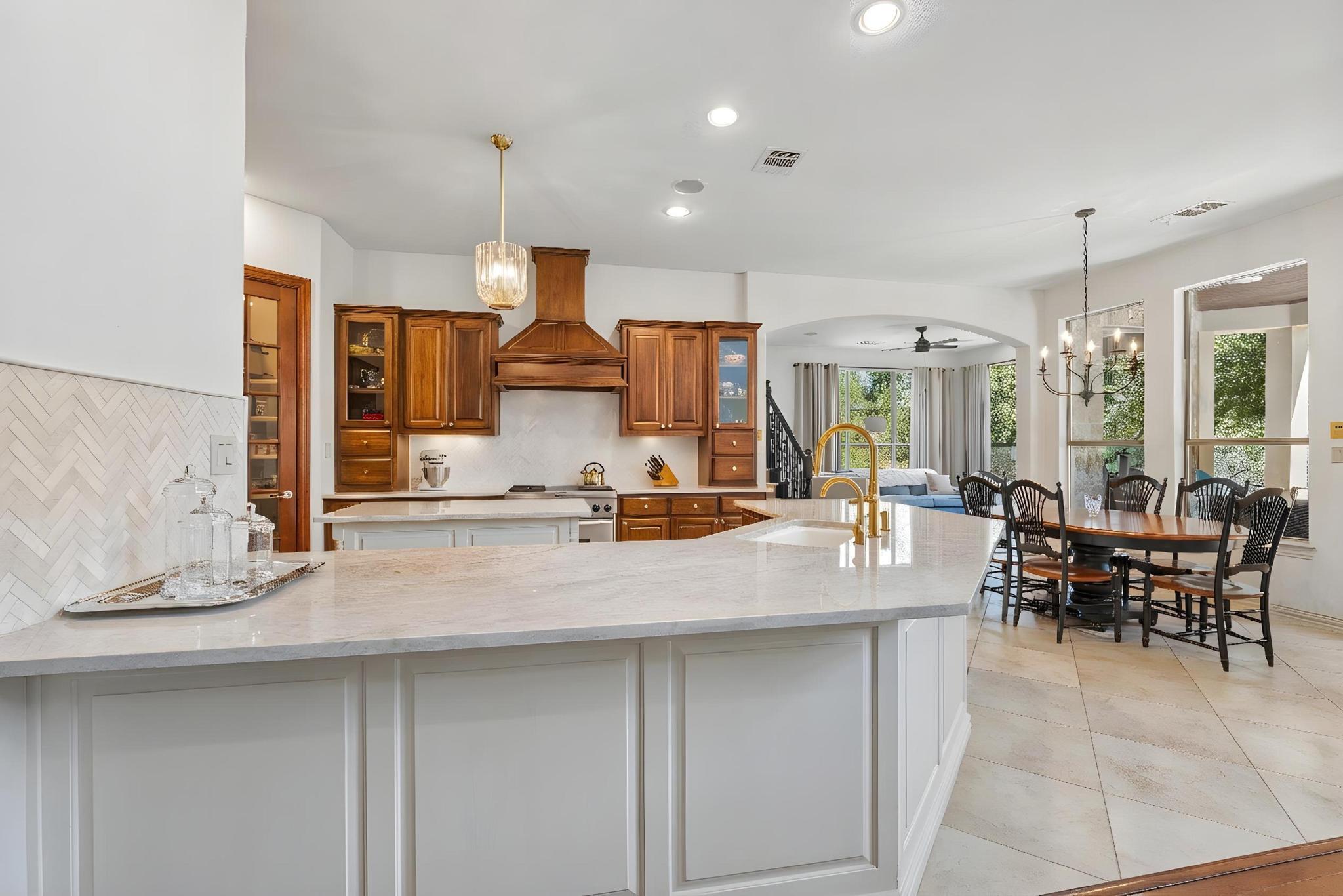 13012 Country Trails LN