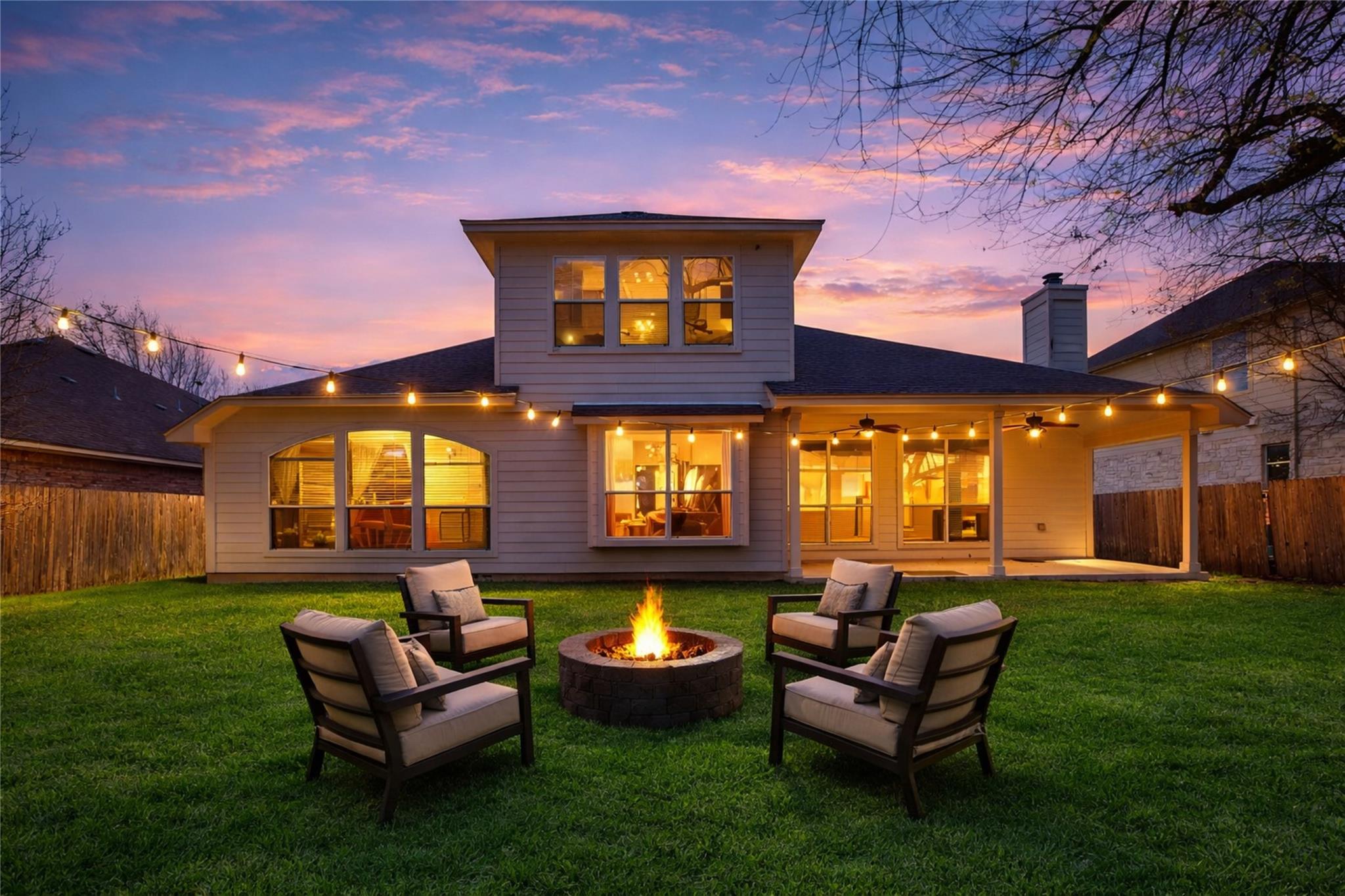 1102 Canyon Maple RD