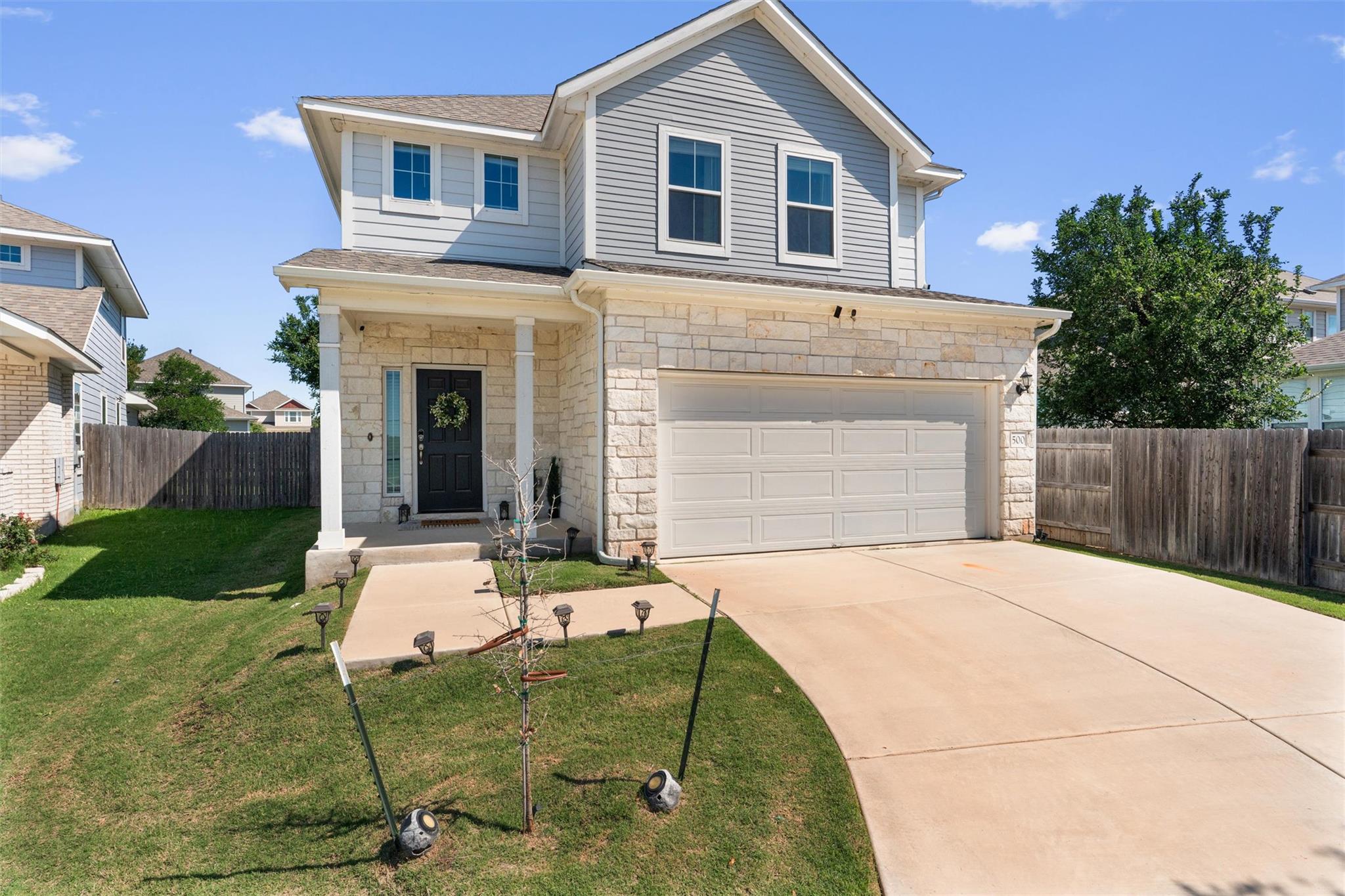 500 Briar Stone CT