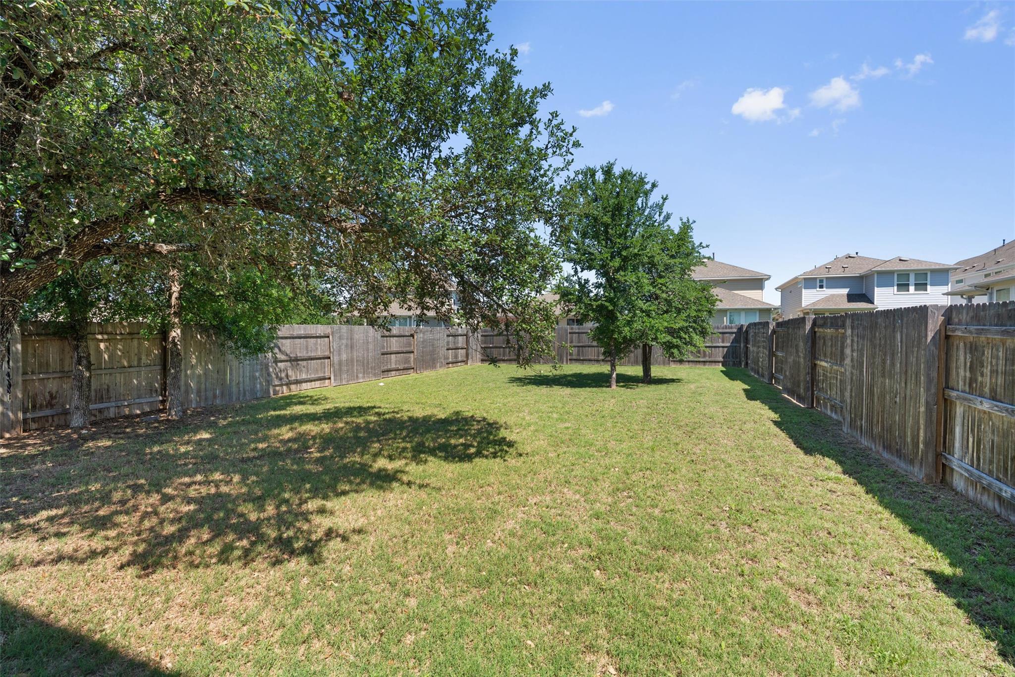 500 Briar Stone CT