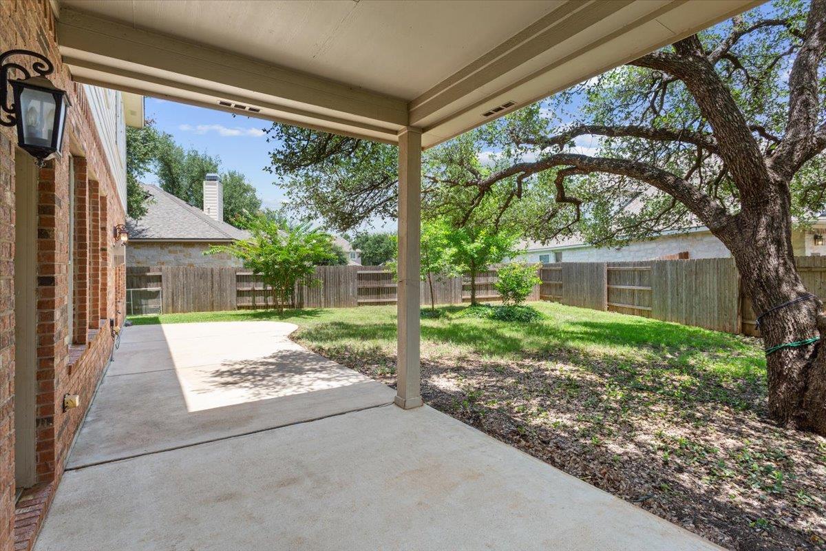 102 Country View WAY