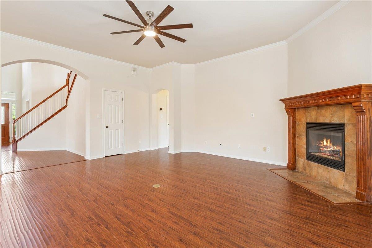 102 Country View WAY