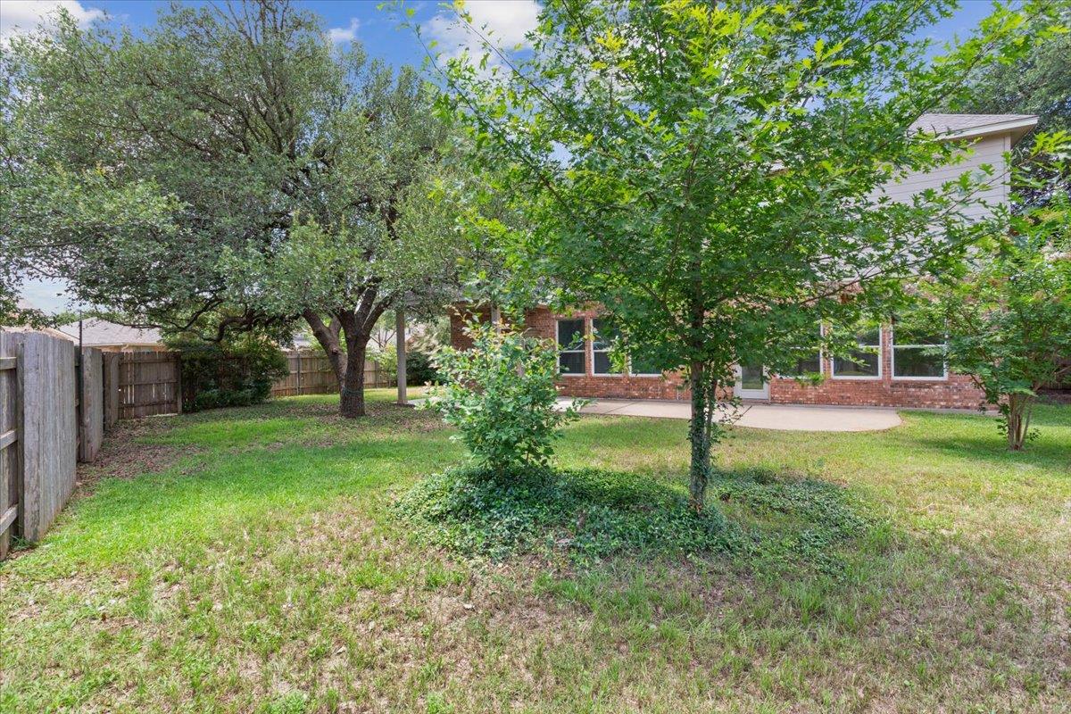 102 Country View WAY