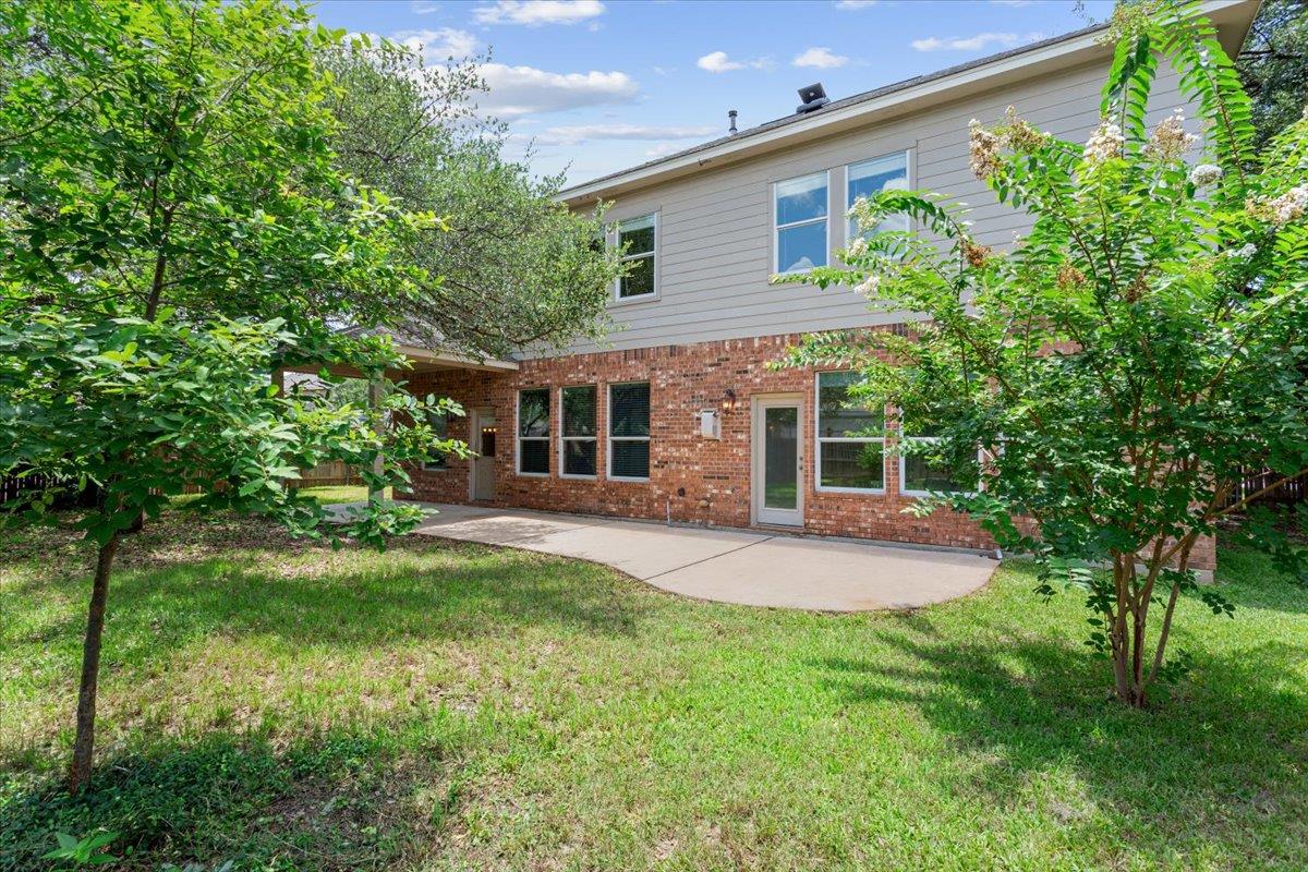 102 Country View WAY
