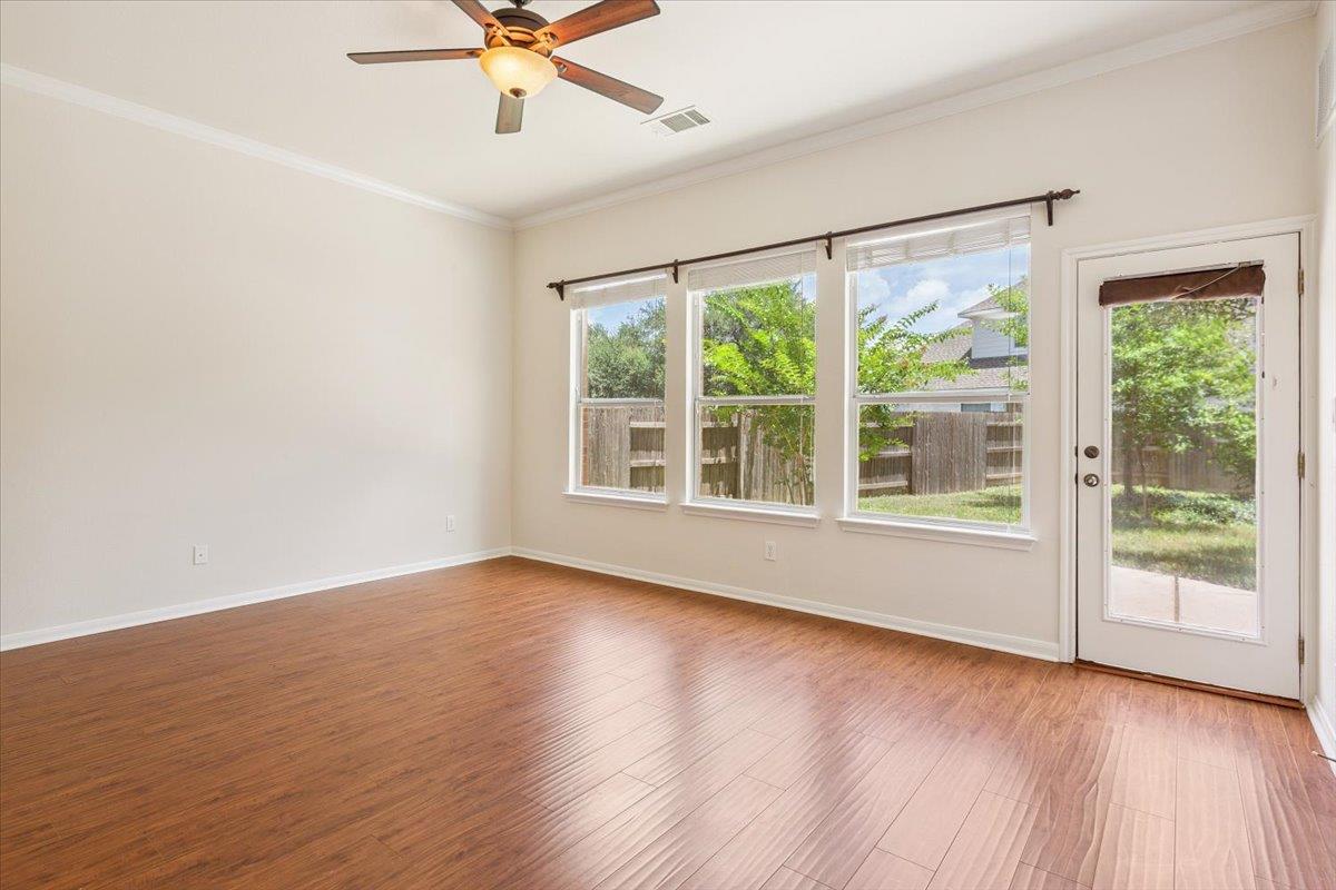 102 Country View WAY