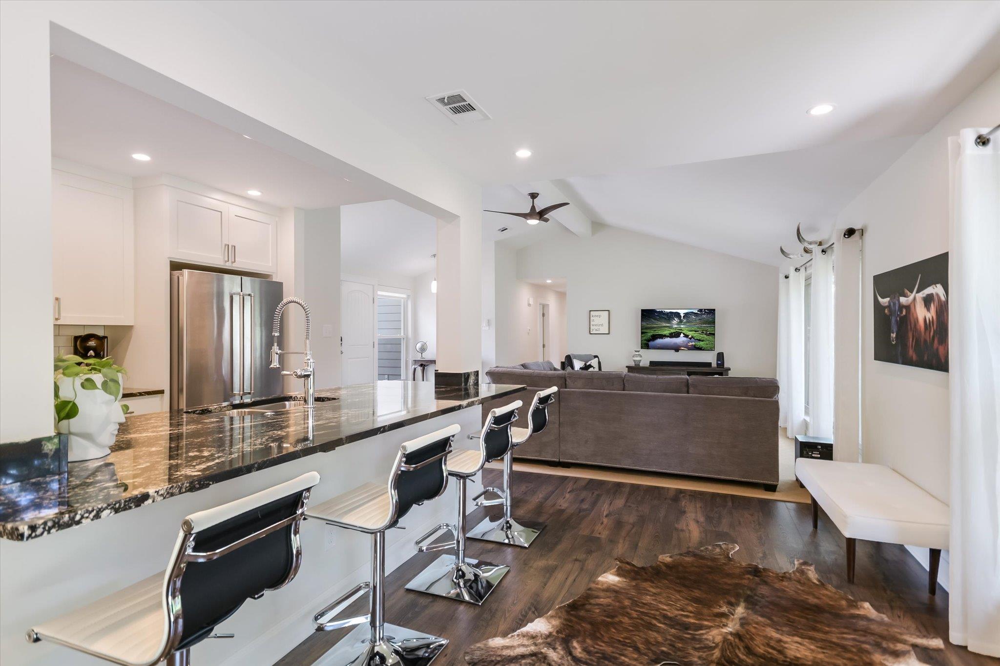 7203 North Ute TRL