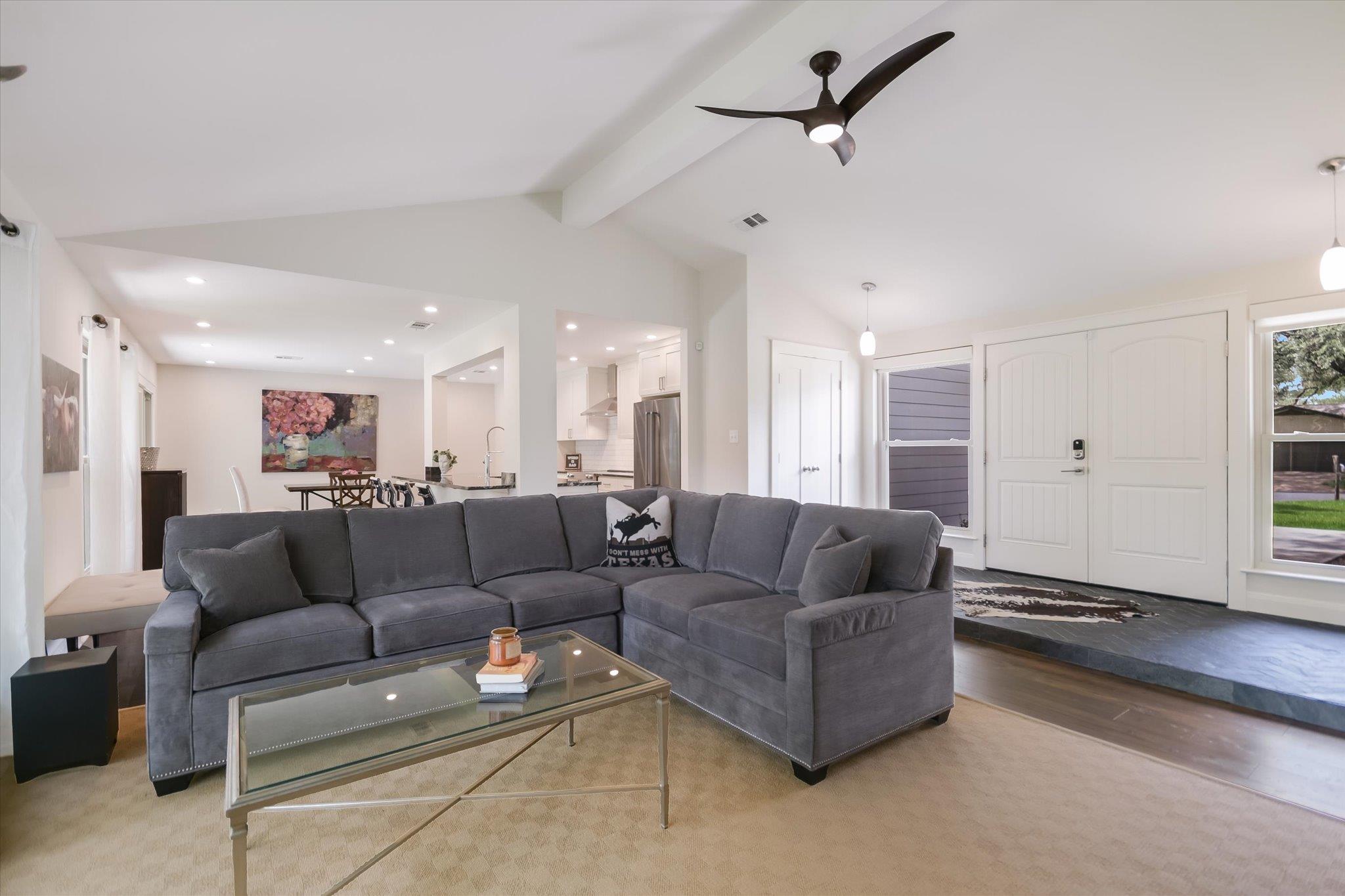 7203 North Ute TRL